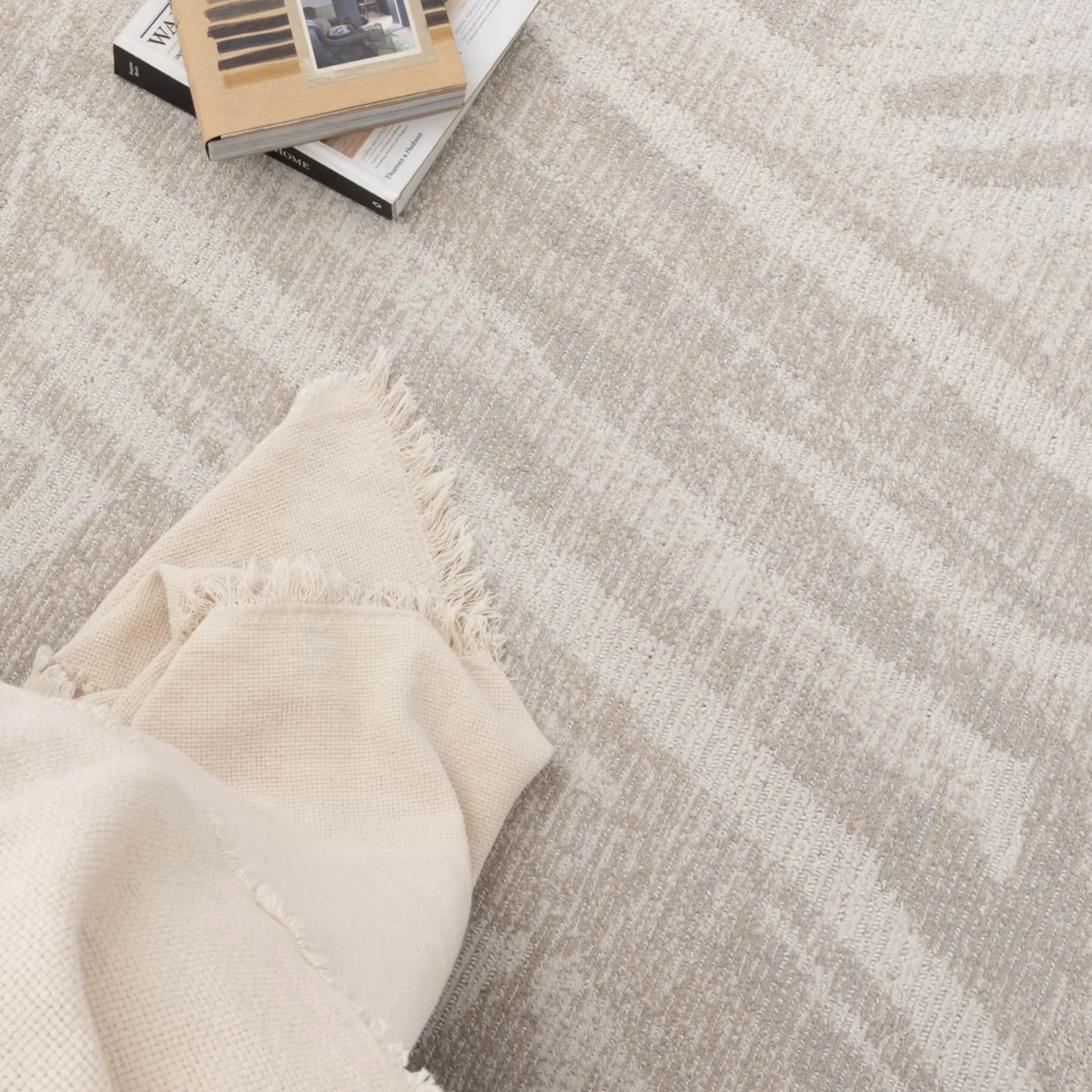 DreamWeaver Toscana Geo Lines Rug, Beige Cream, 160x230cm