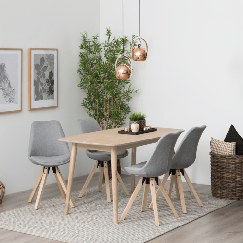 Hjem Design Yuno 4-Seater Dining Table, Oak