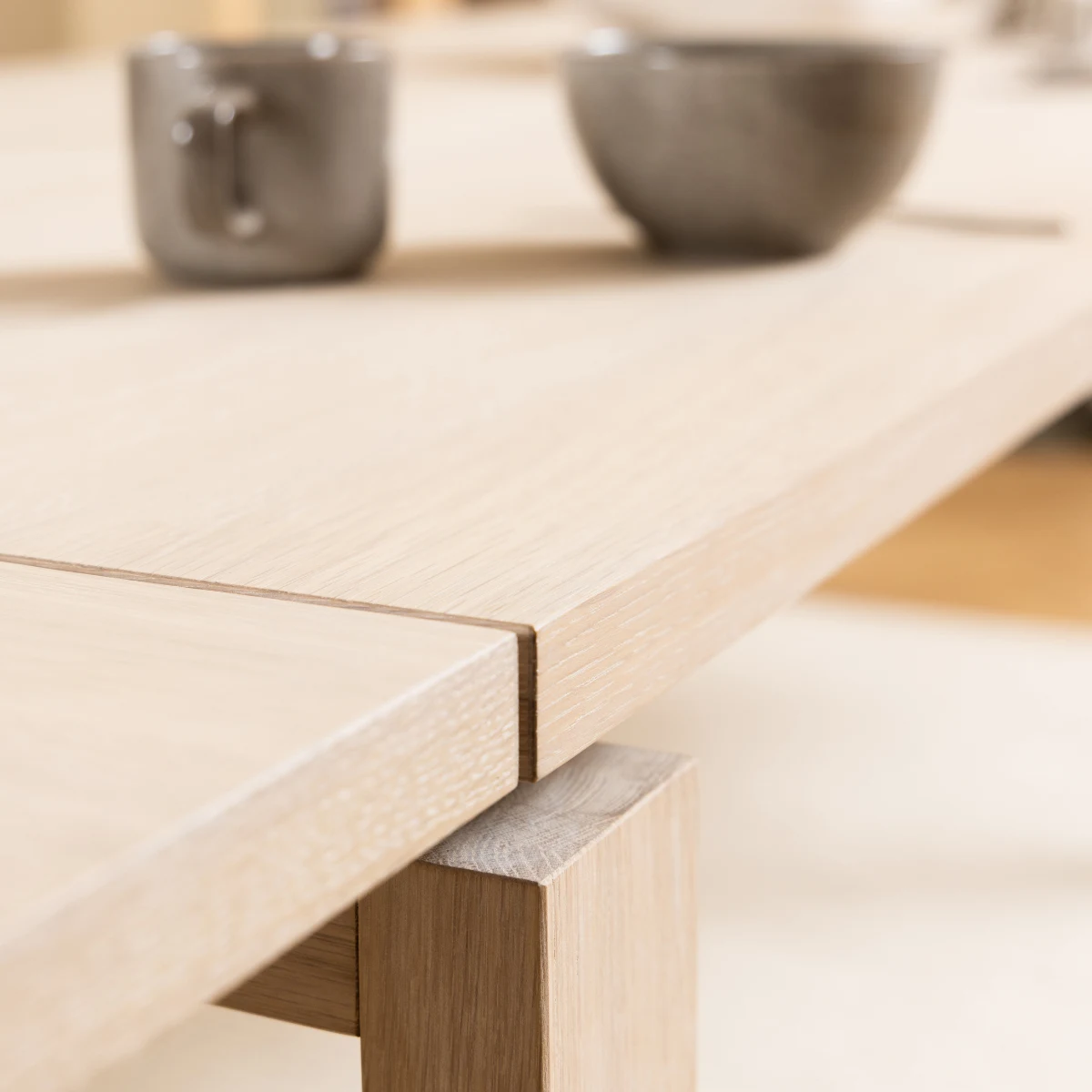 Hjem Design Linley 8-Seater Dining Table