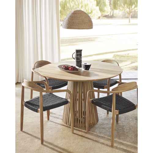 Kave Home Jeanette Solidwood Dining Table, Natural