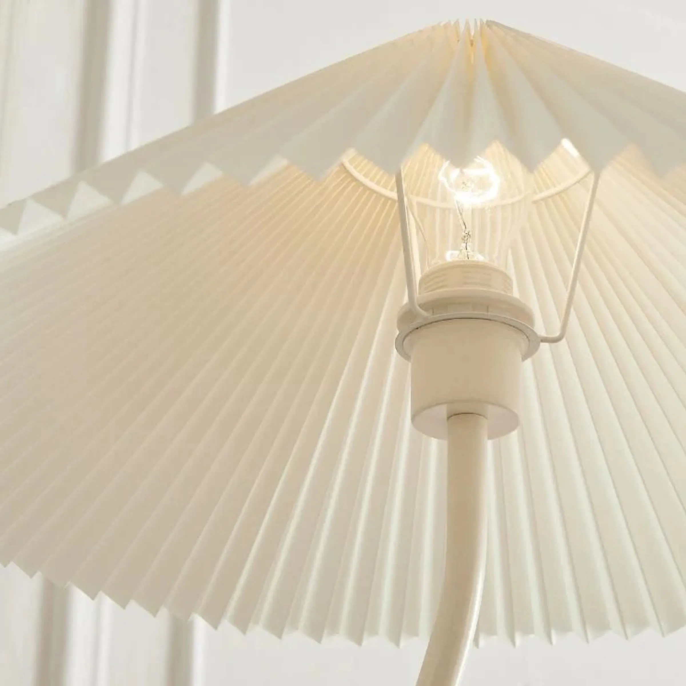 Lifely Avery Floor Lamp
