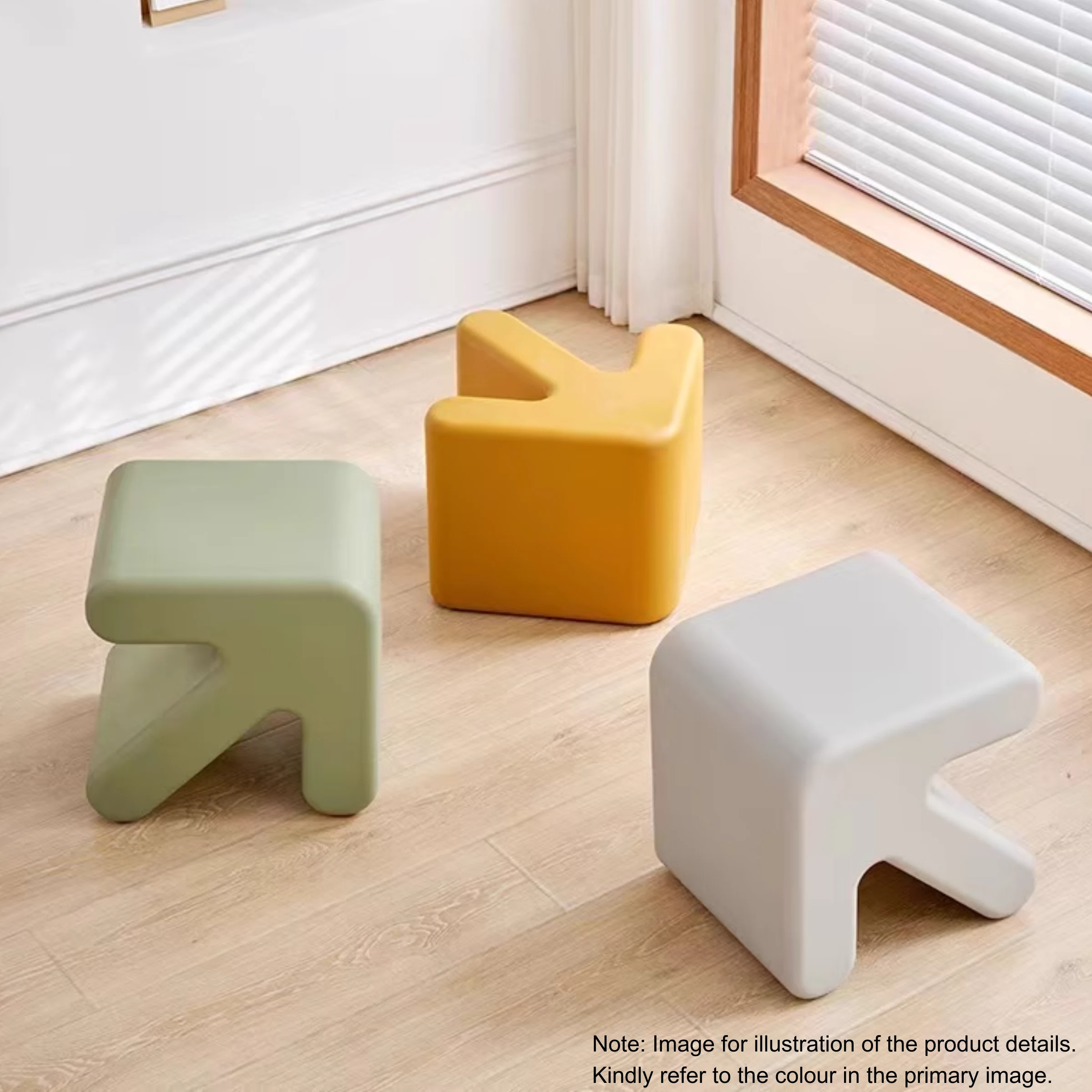 MODE Pivot Arrow Stool