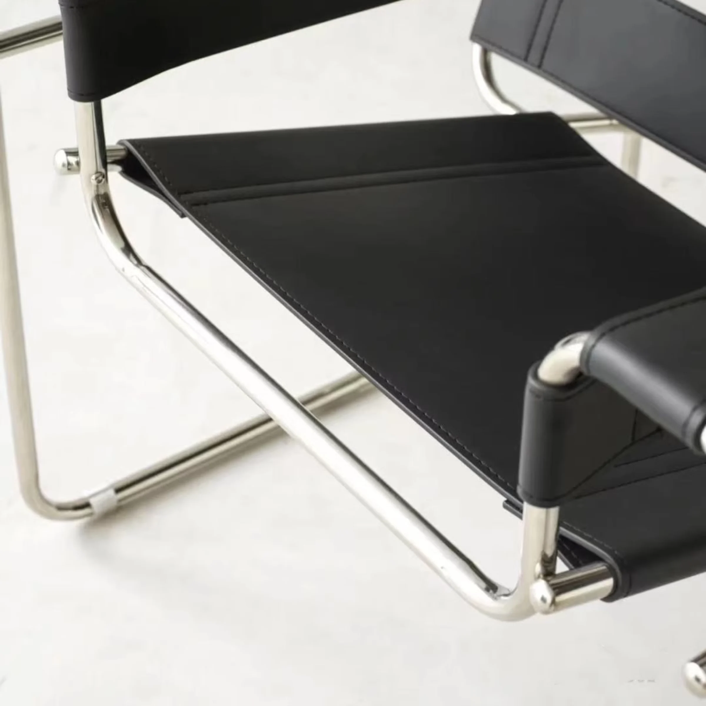 Marcel Breuer Wassily Chair Replica