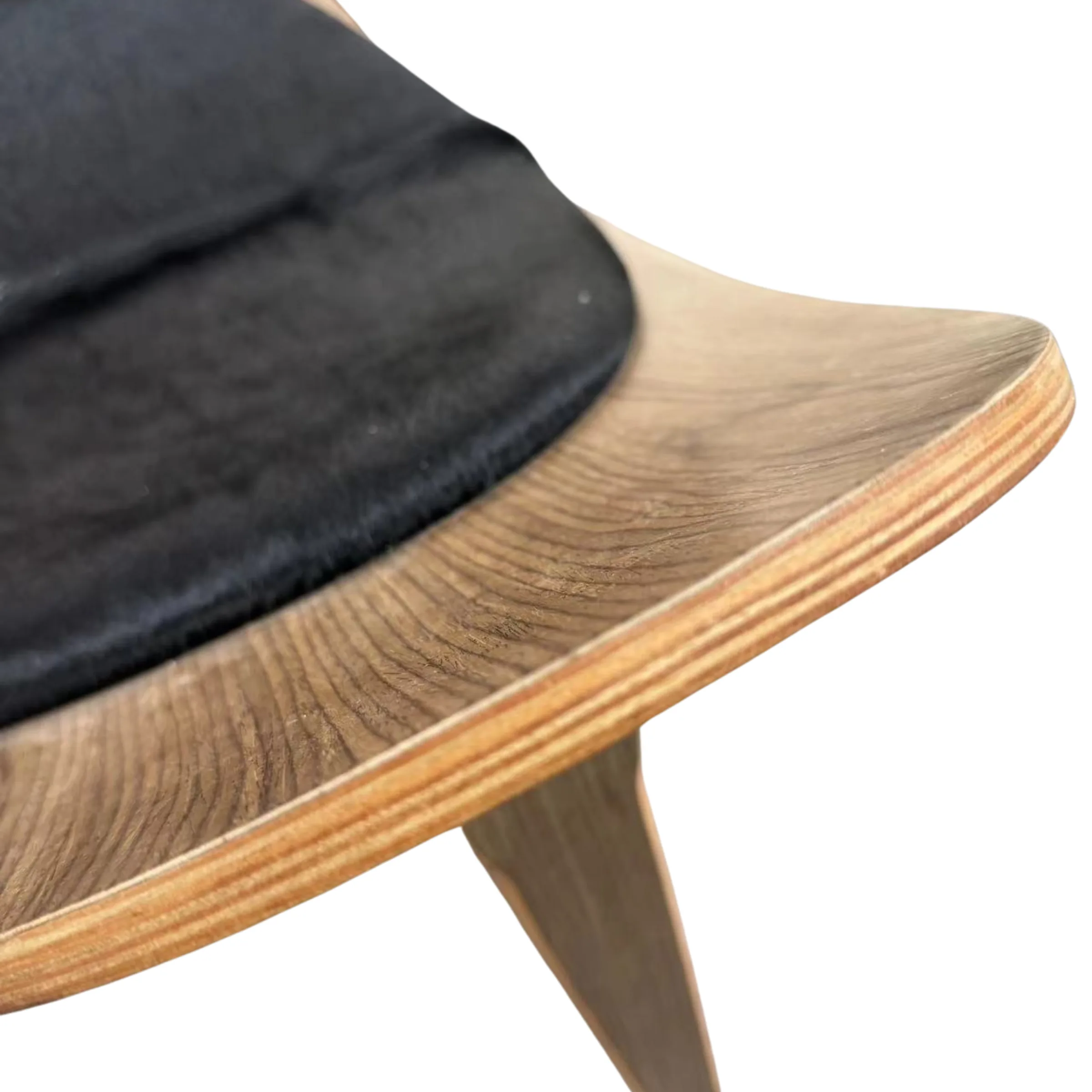 Hans Wegner Shell Chair CH07 Replica, Cowhide
