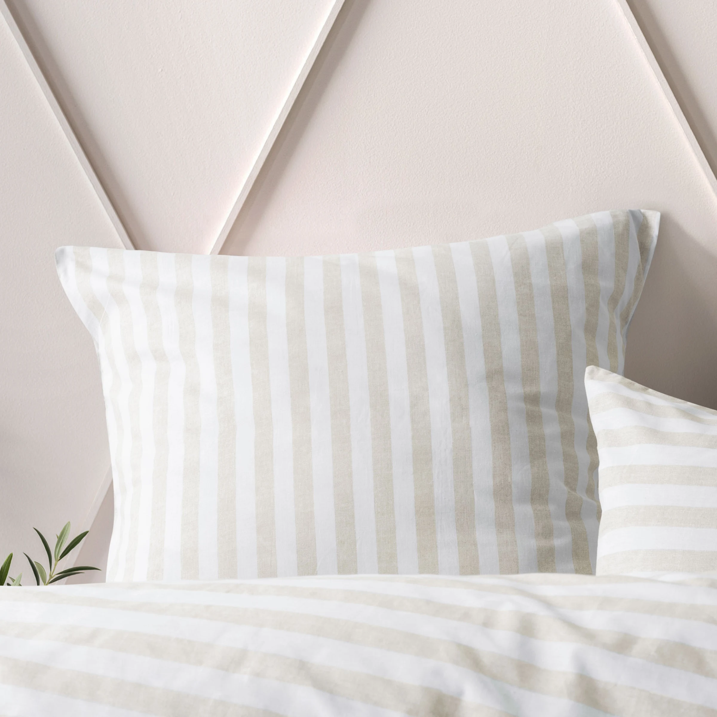 NU EDITION Charlie Duvet Cover Set, Sand, Super King