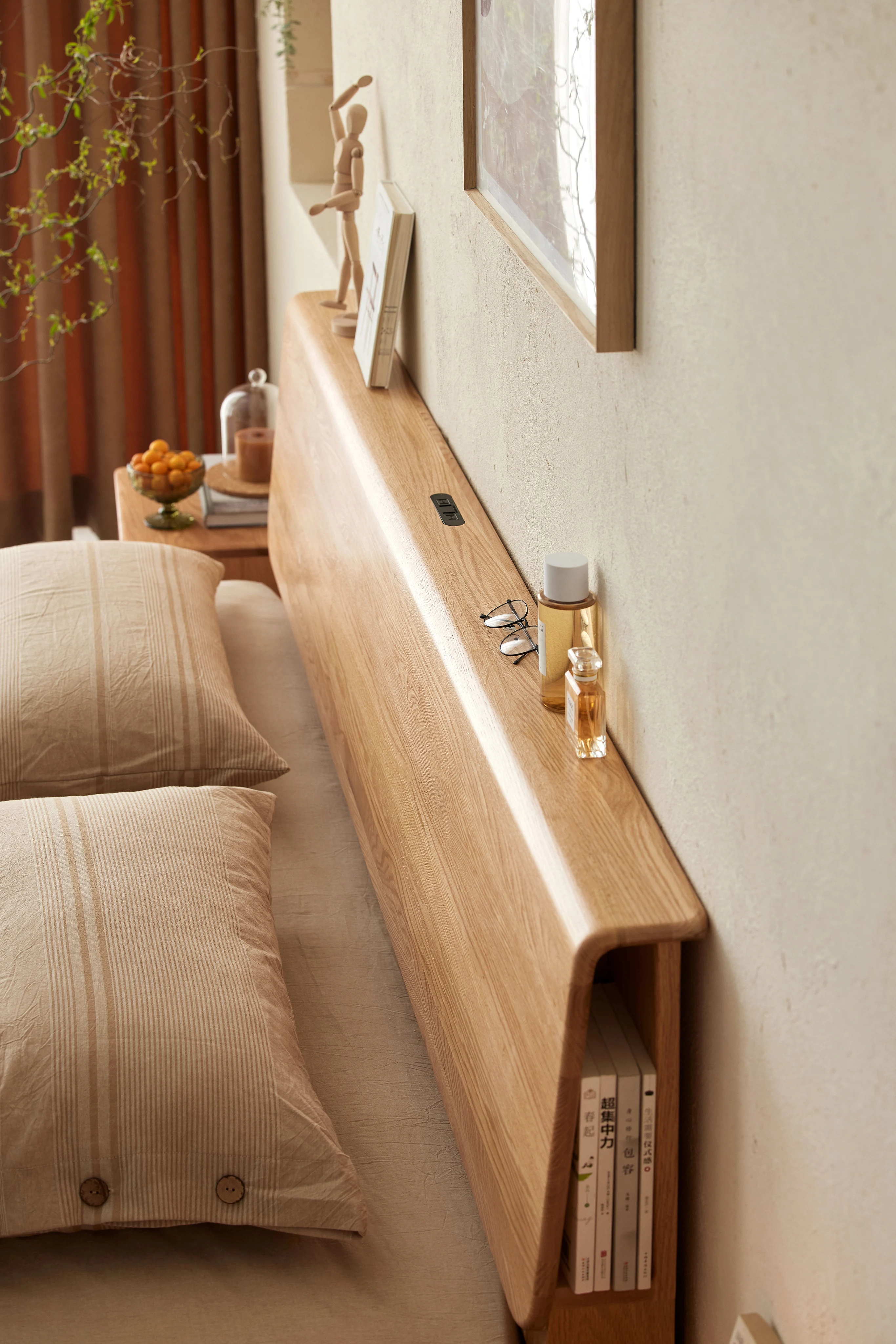 Solidwood Bailey Small Queen Bed Frame, Low Profile, Oak