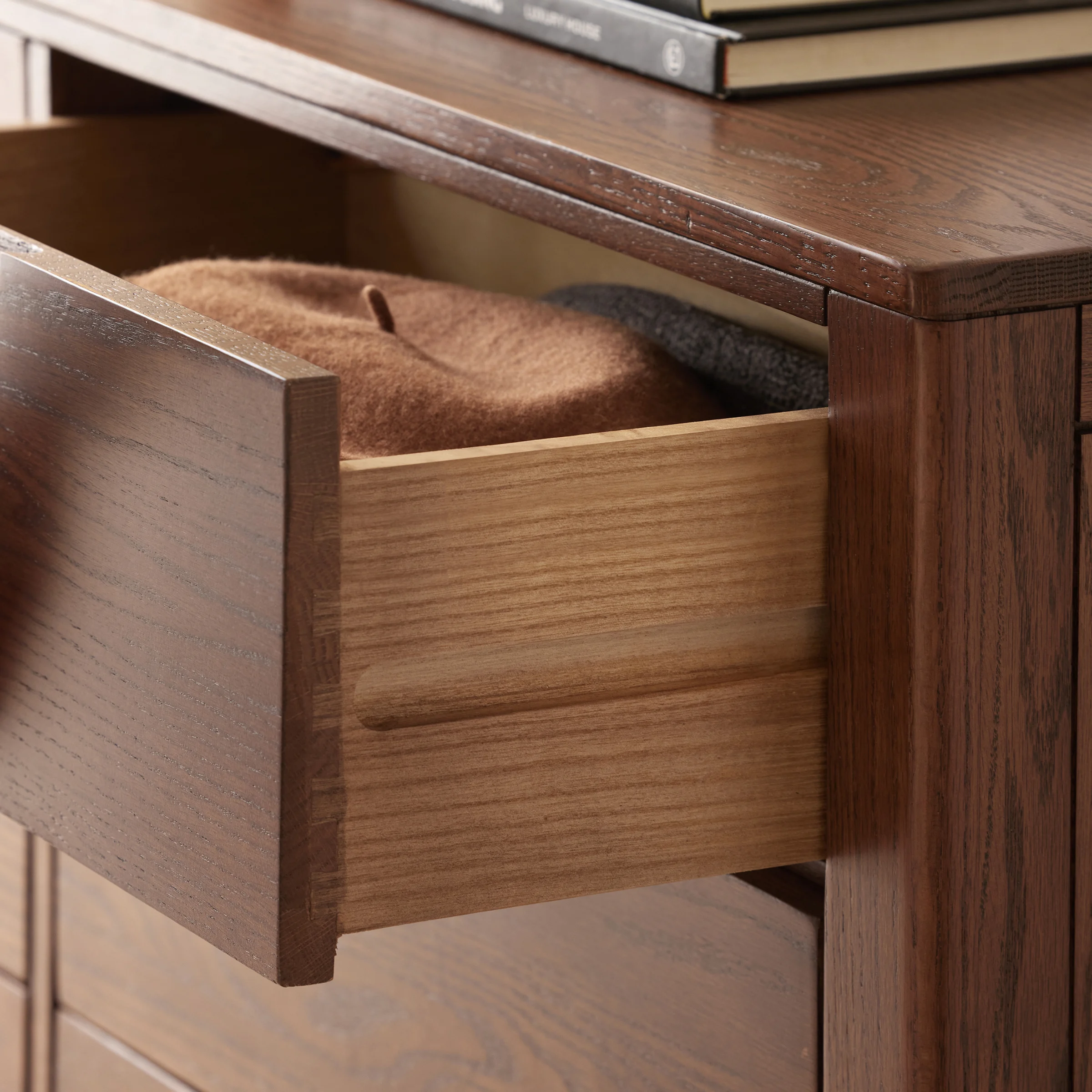 Solidwood Norway Chest of 7 Drawers, 135x40CM, Walnut