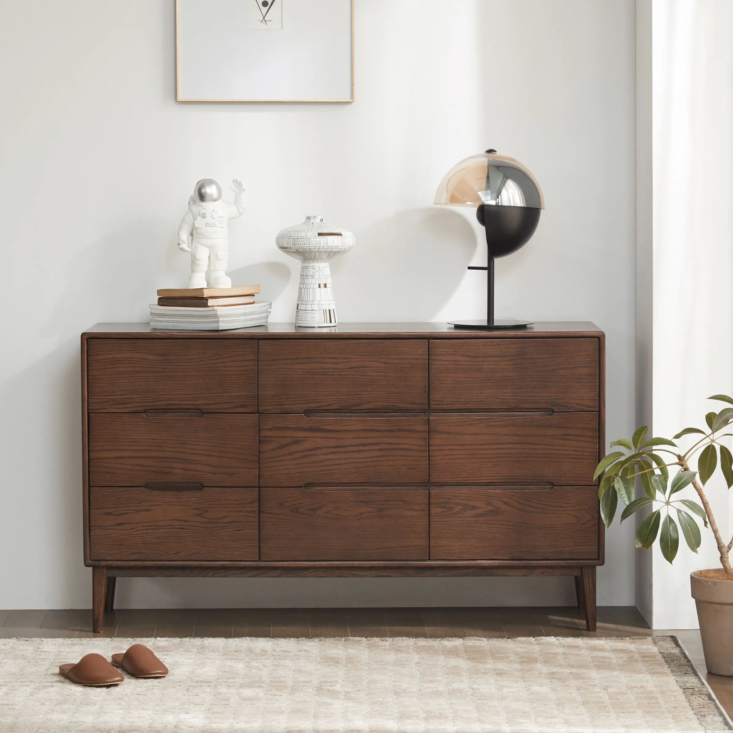 Solidwood Bailey Chest of 9 Drawers