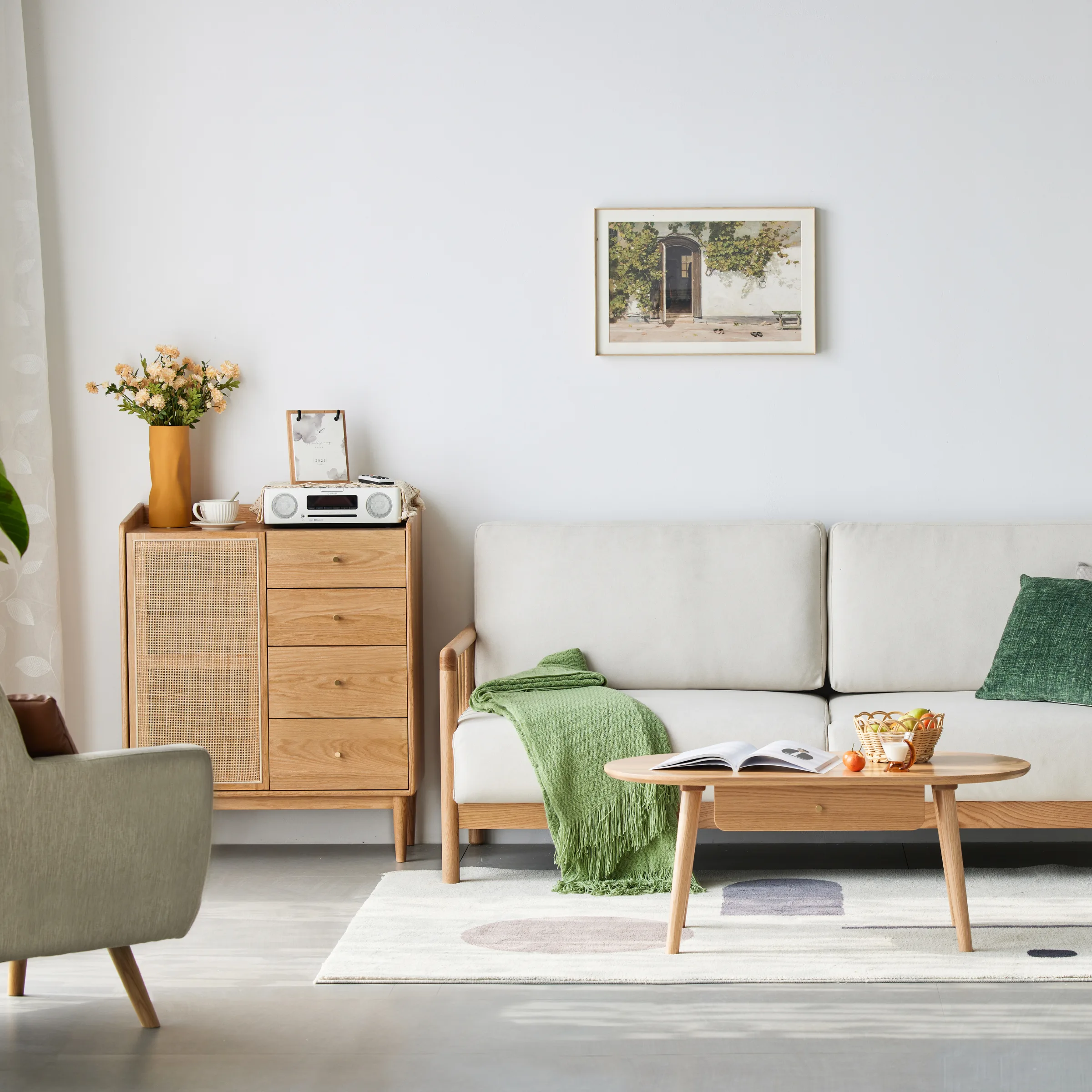 Solidwood Calamo Chest of 4 Drawers with Cabinet