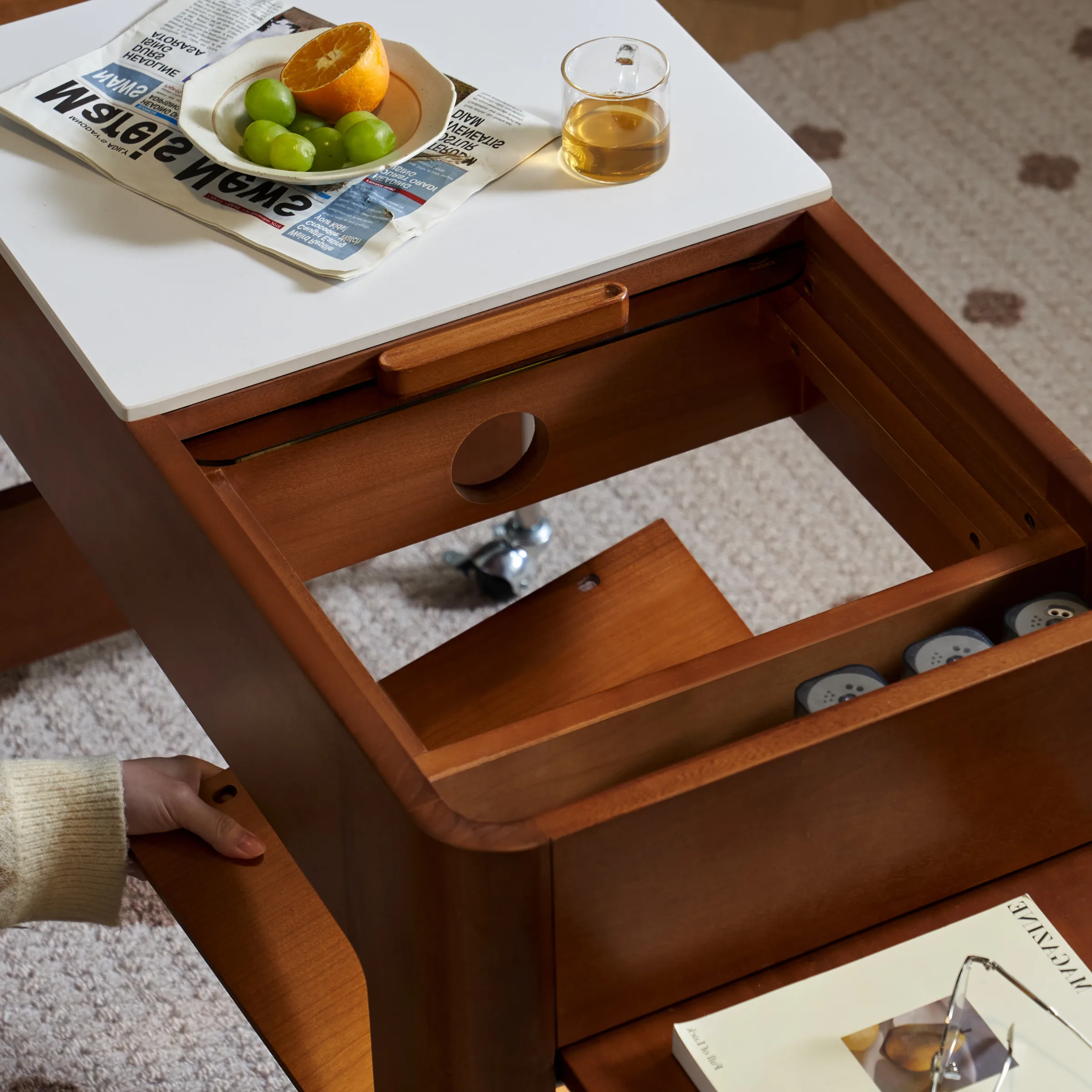 Solidwood Quyea Multi-Functional Movable Coffee Table