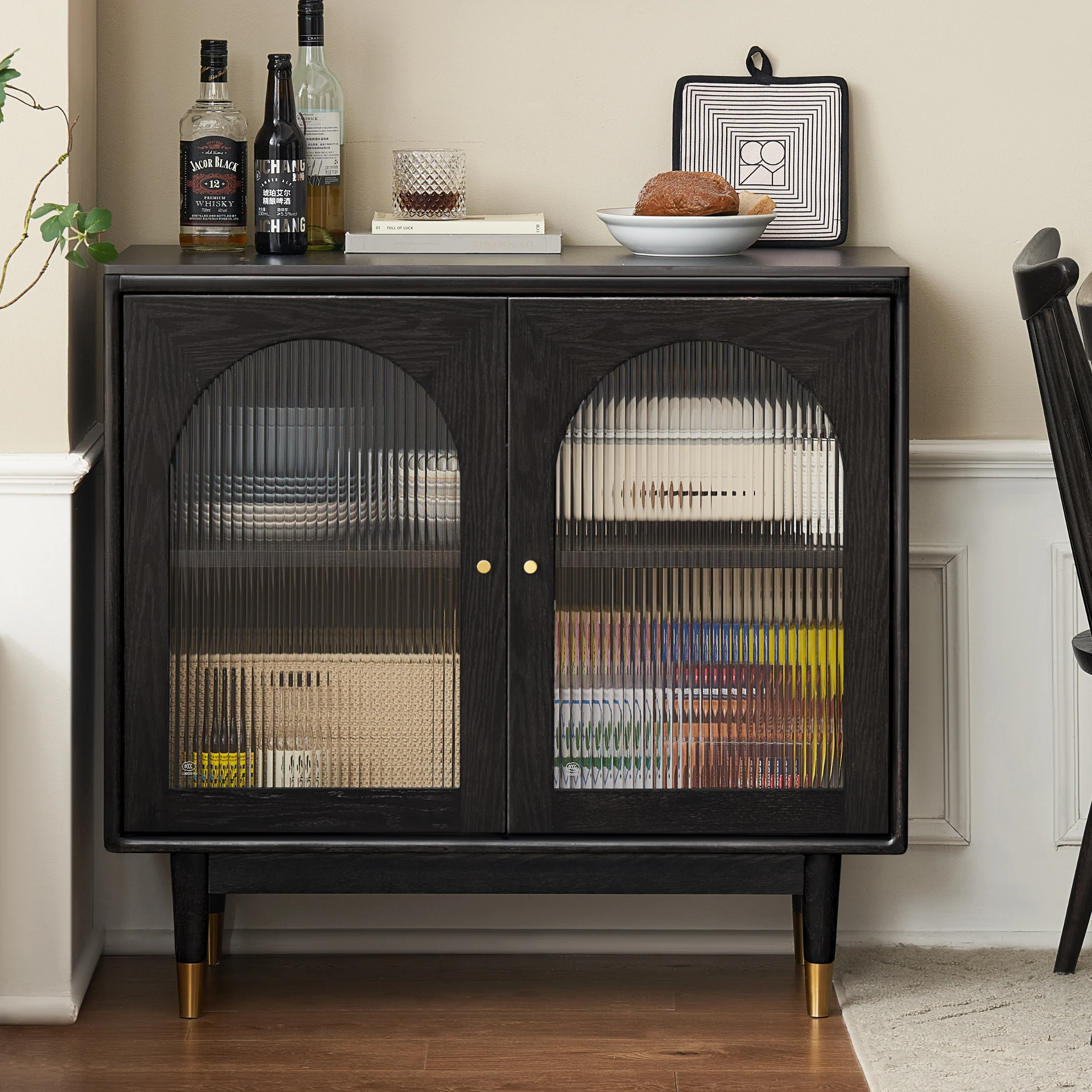 Solidwood Yelant Sideboard, 0.9m