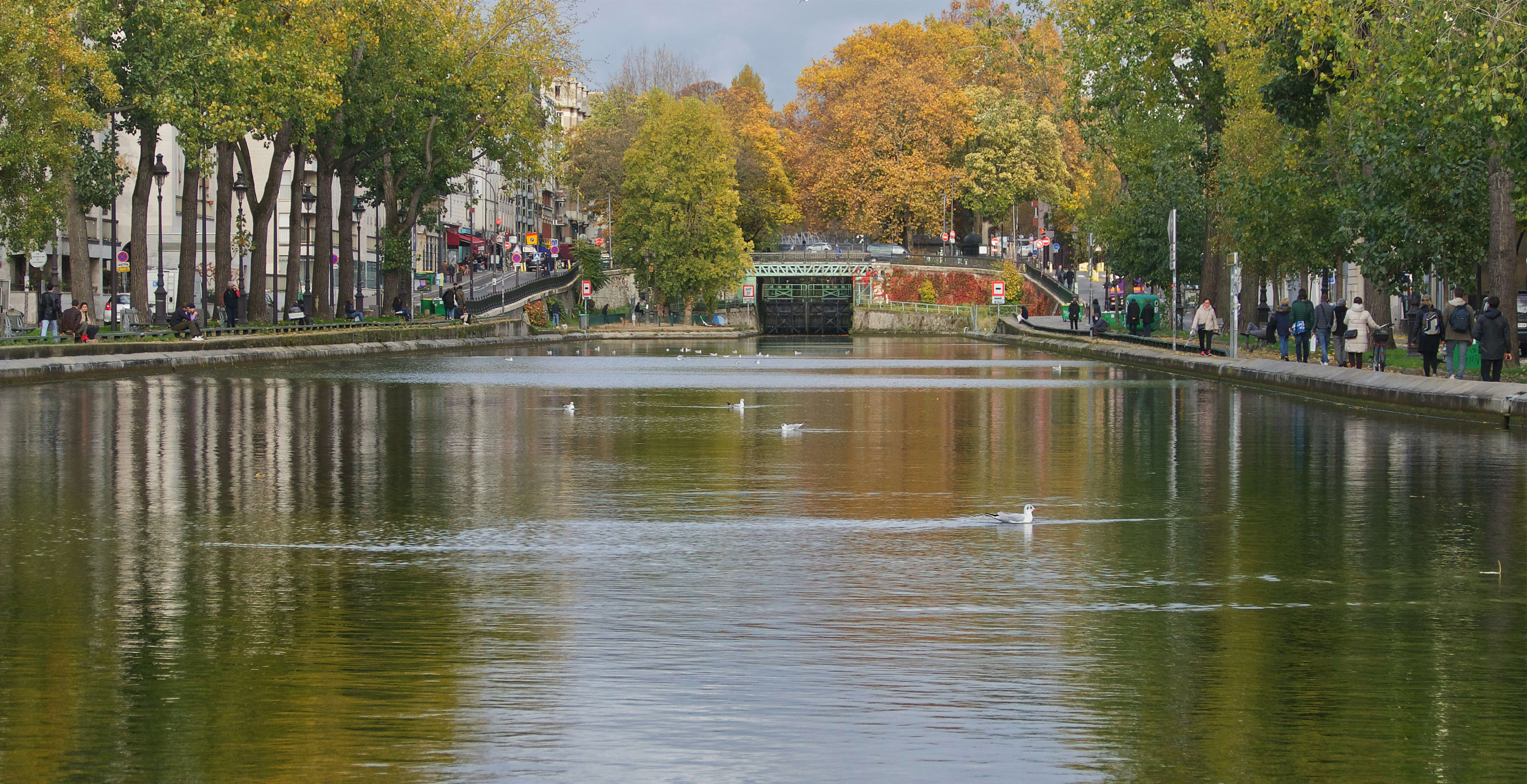 Canal Saint-Martin Paris 75010 – industrial-chic venues for fashion events
