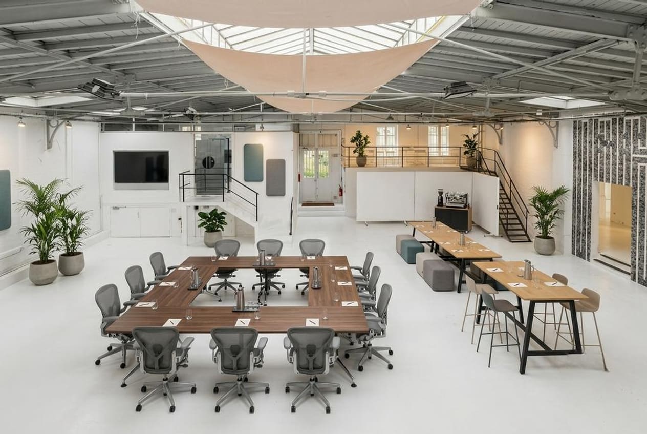 Premium meeting space for fashion brands and agencies in Paris or Milan