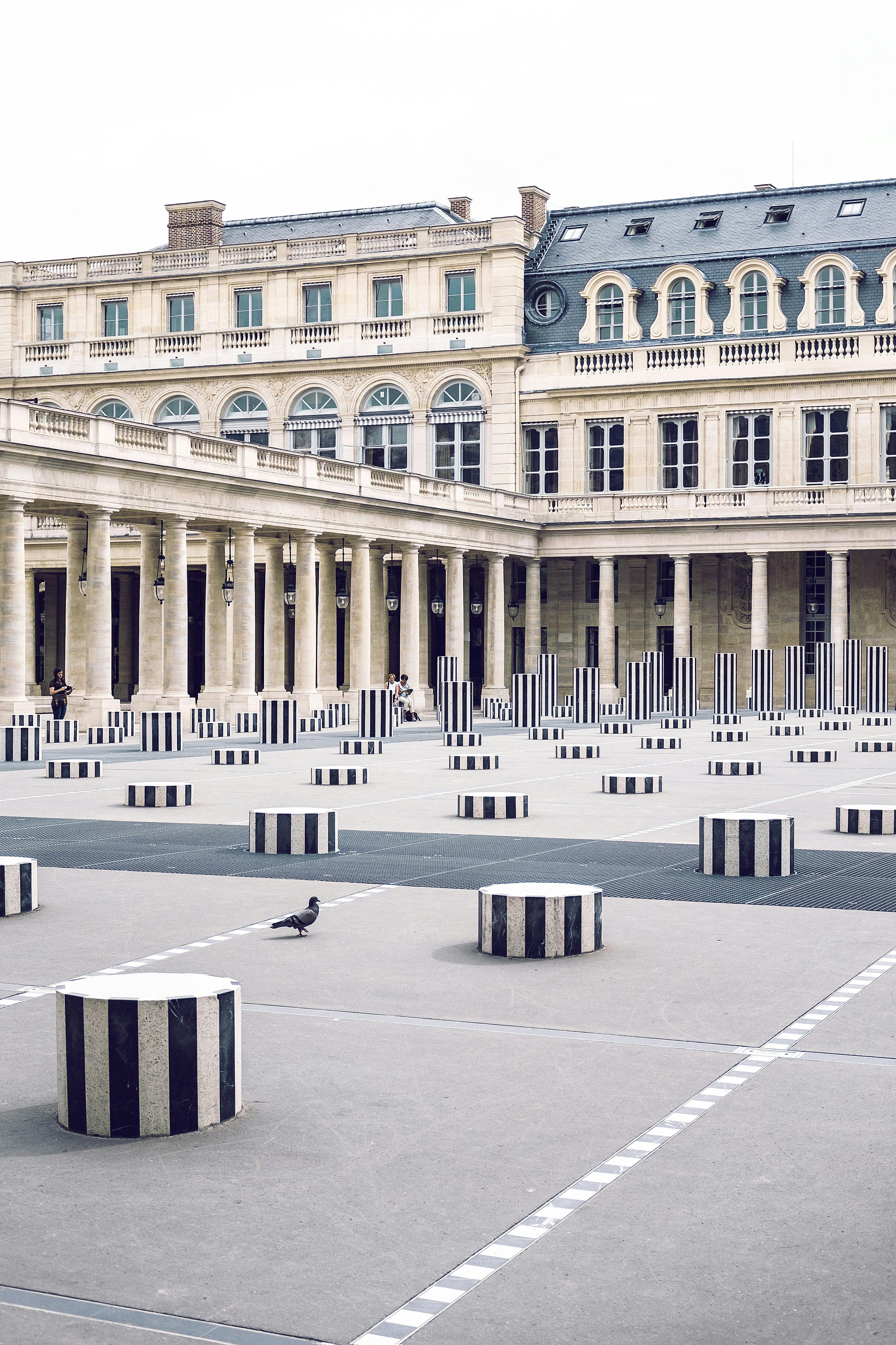 Palais-Royal Paris 75001 – refined event and showroom spaces