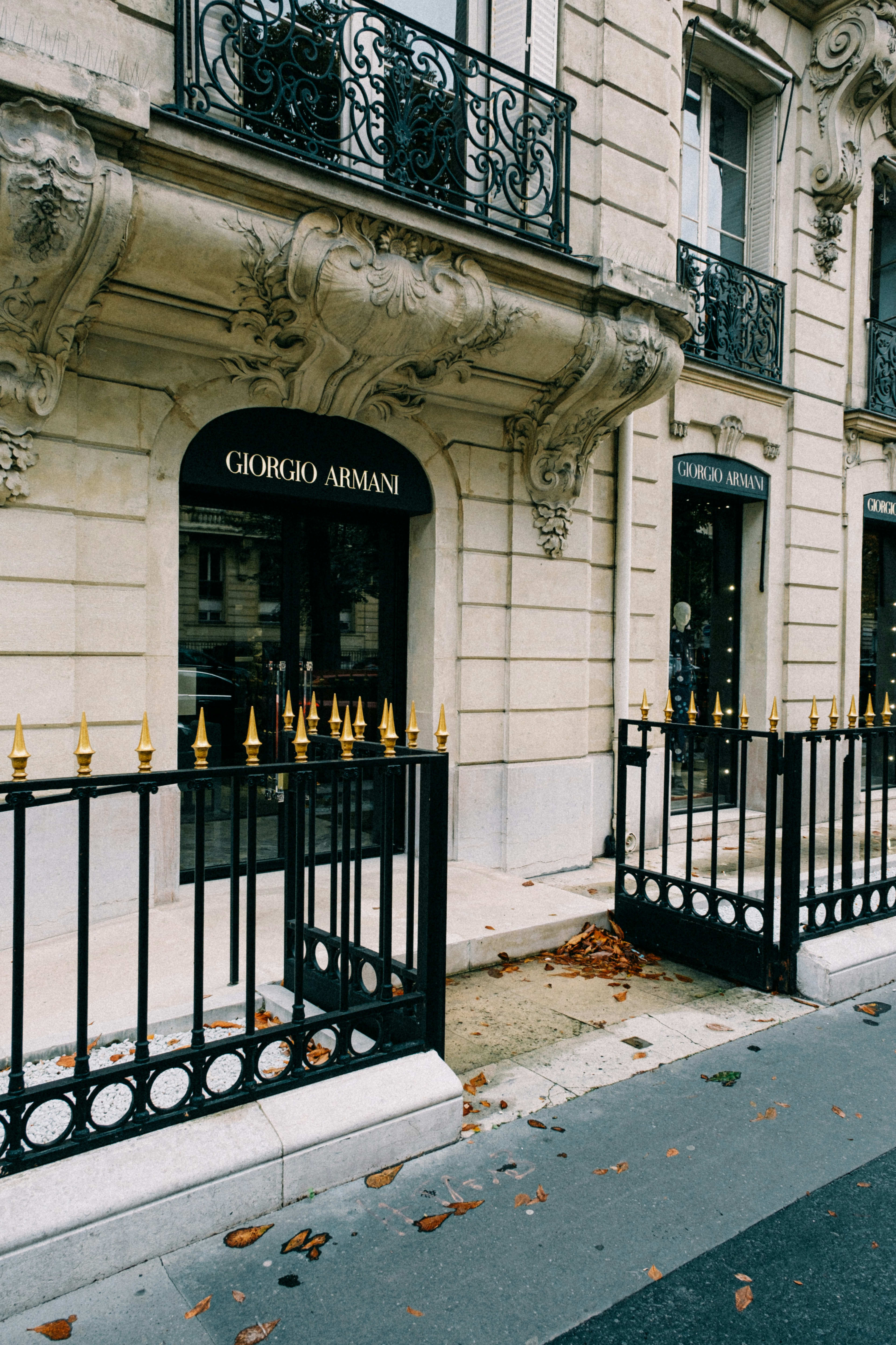 Triangle d'Or Paris 75008 – ultra-premium fashion venues near Avenue Montaigne