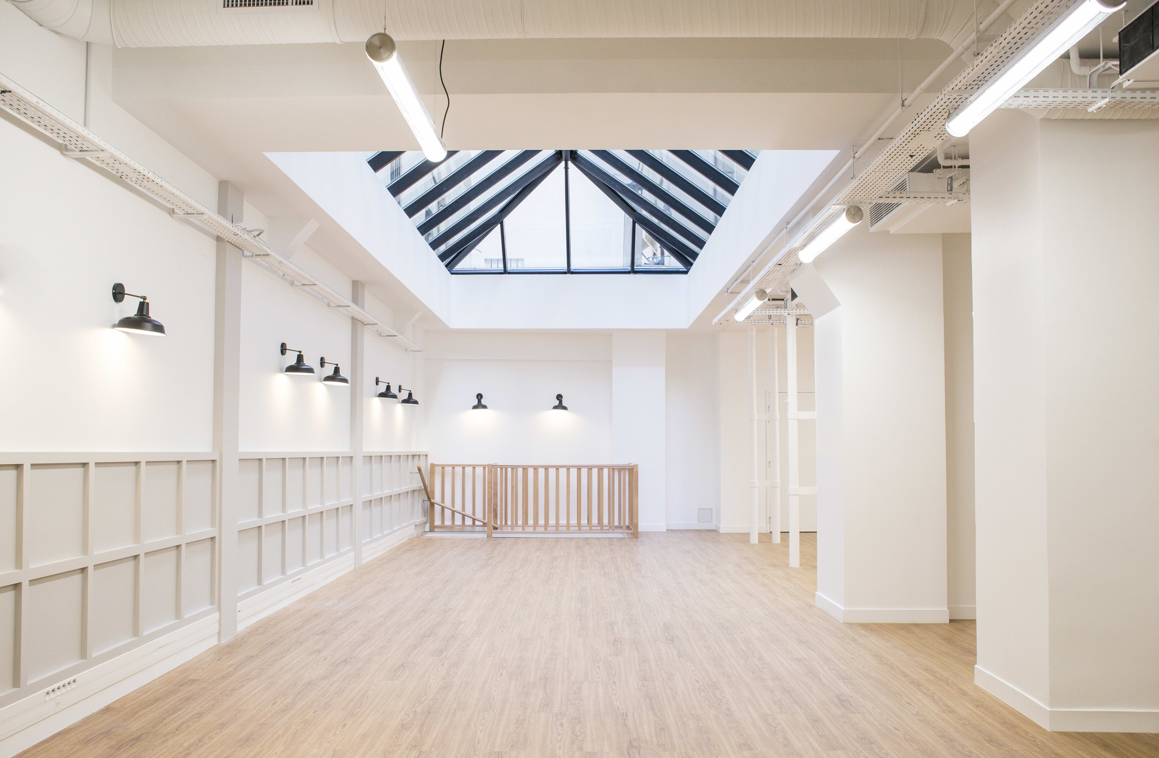 Bright Showroom in Le Marais