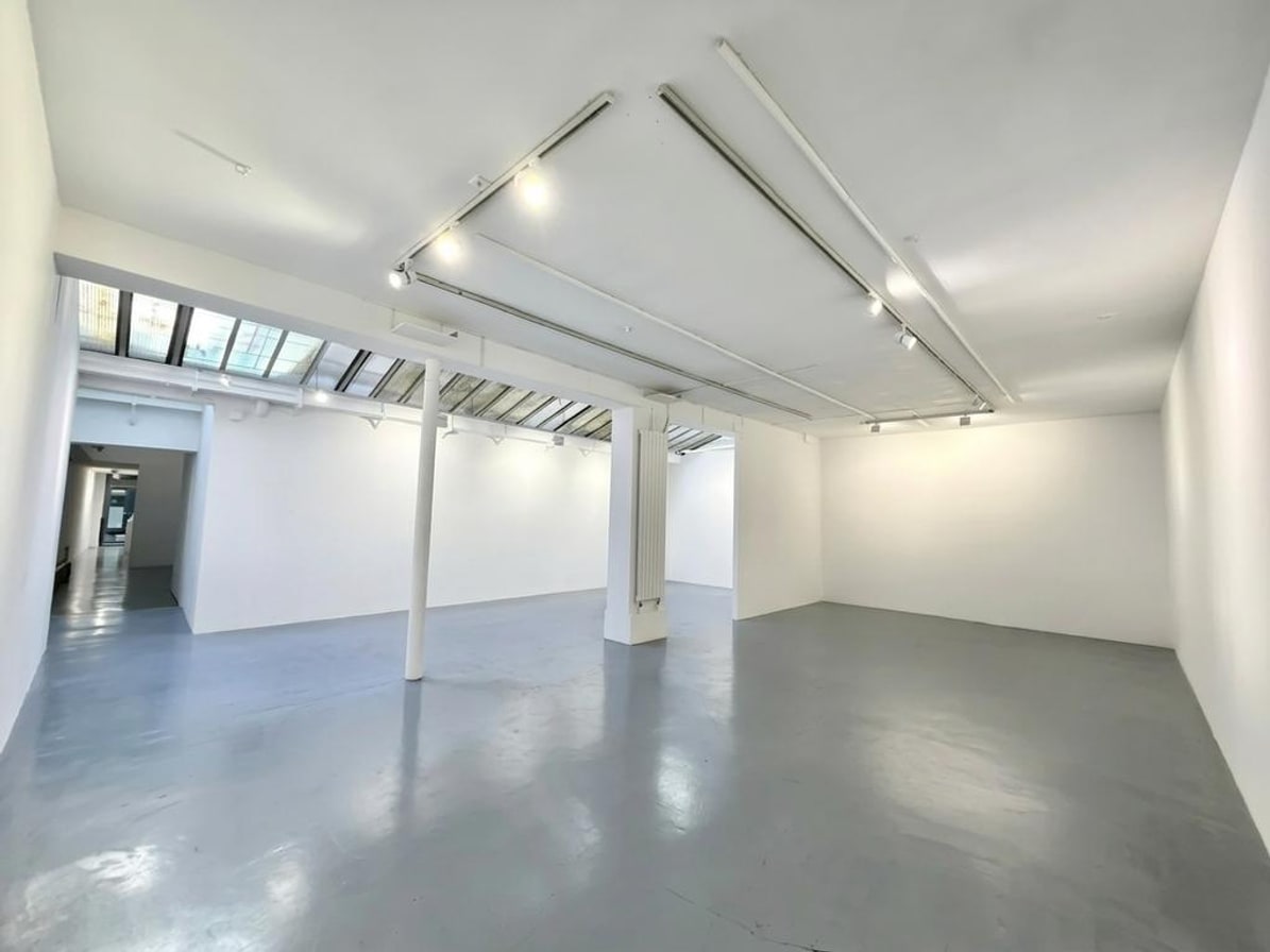 Gallery Showroom in Le Marais
