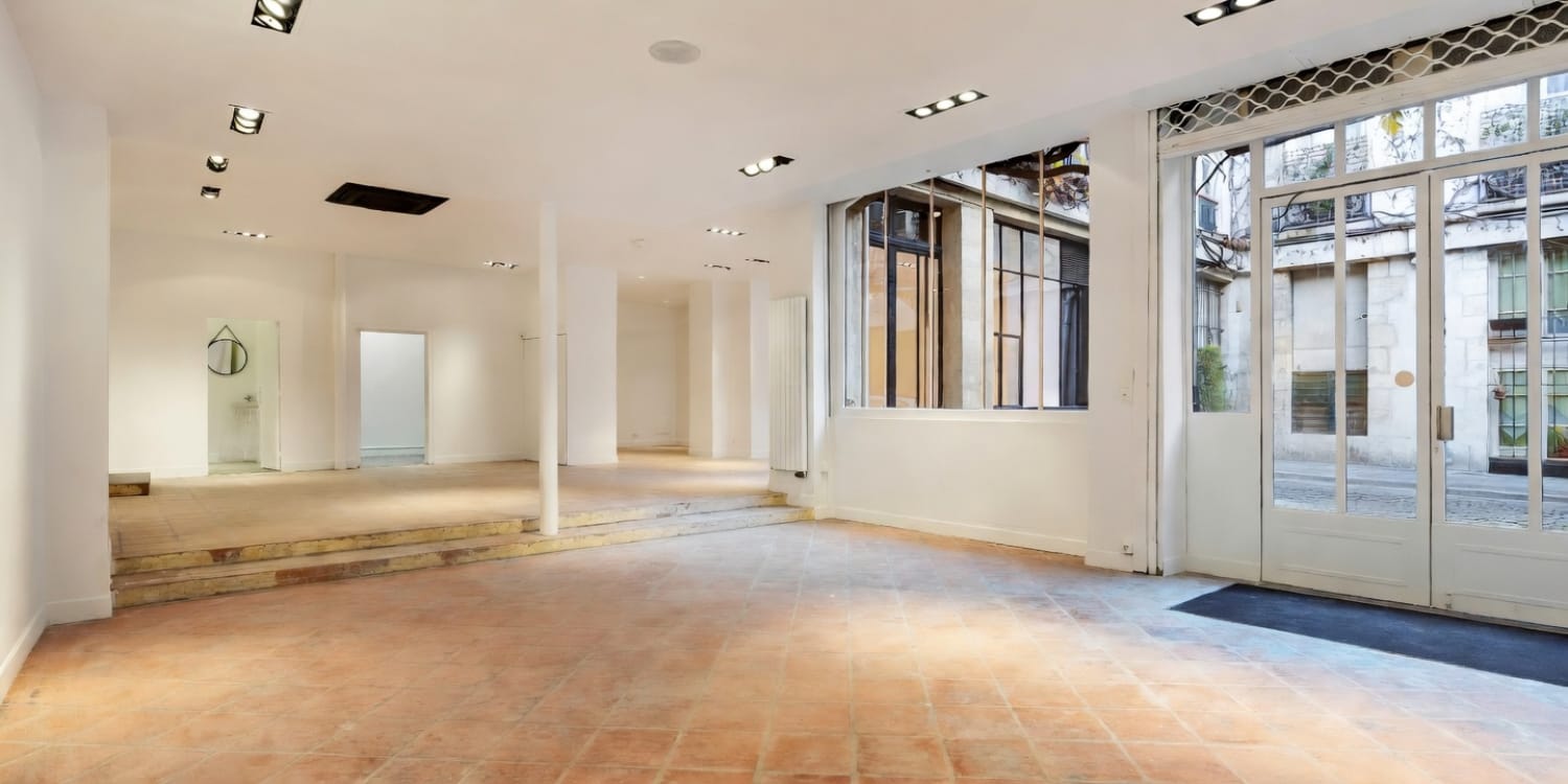 Galleria con Cortile in Le Marais