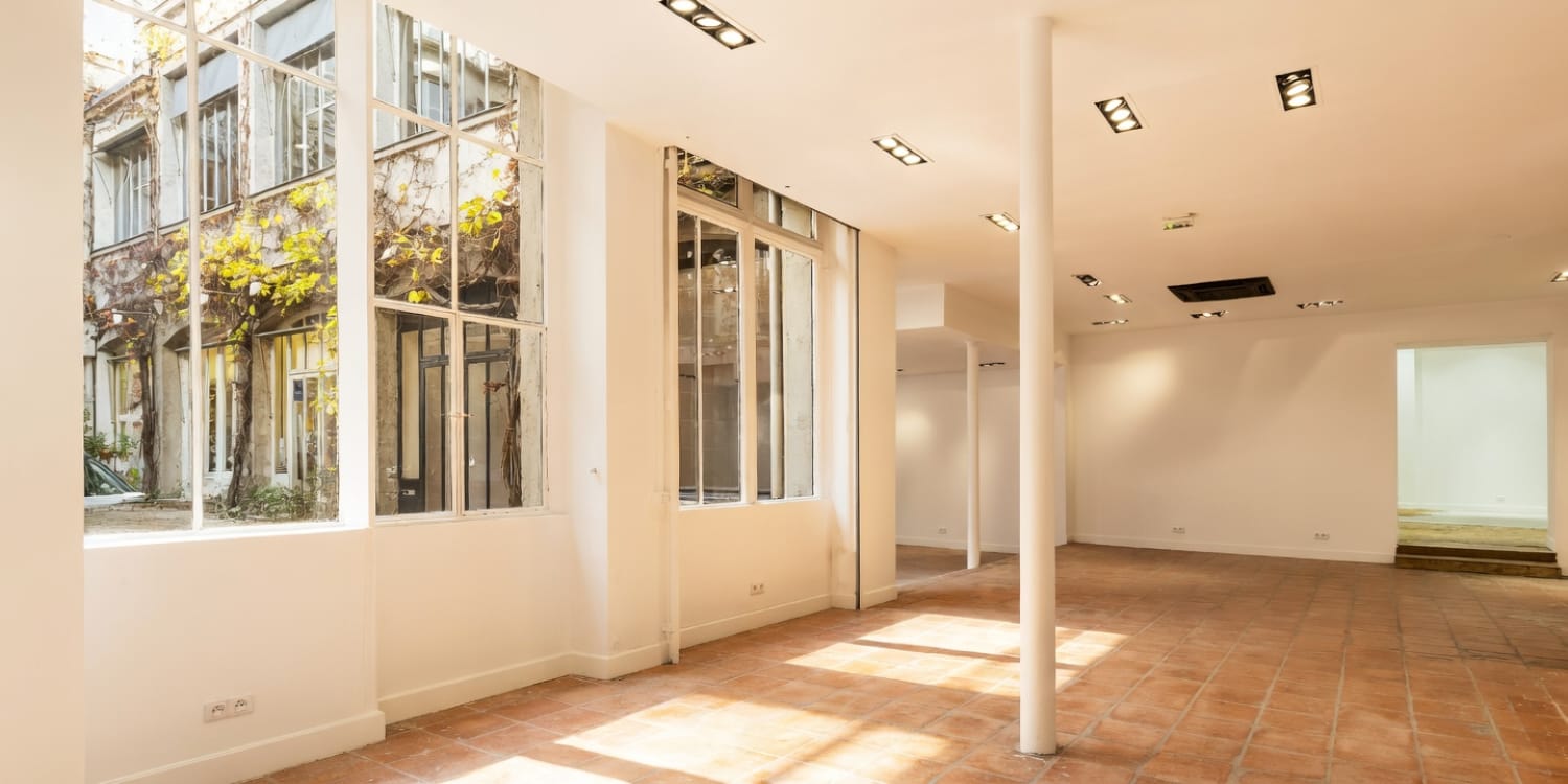 Courtyard Gallery in Le Marais