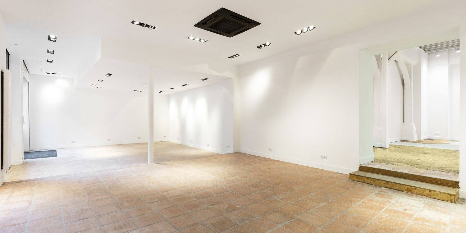Courtyard Gallery in Le Marais