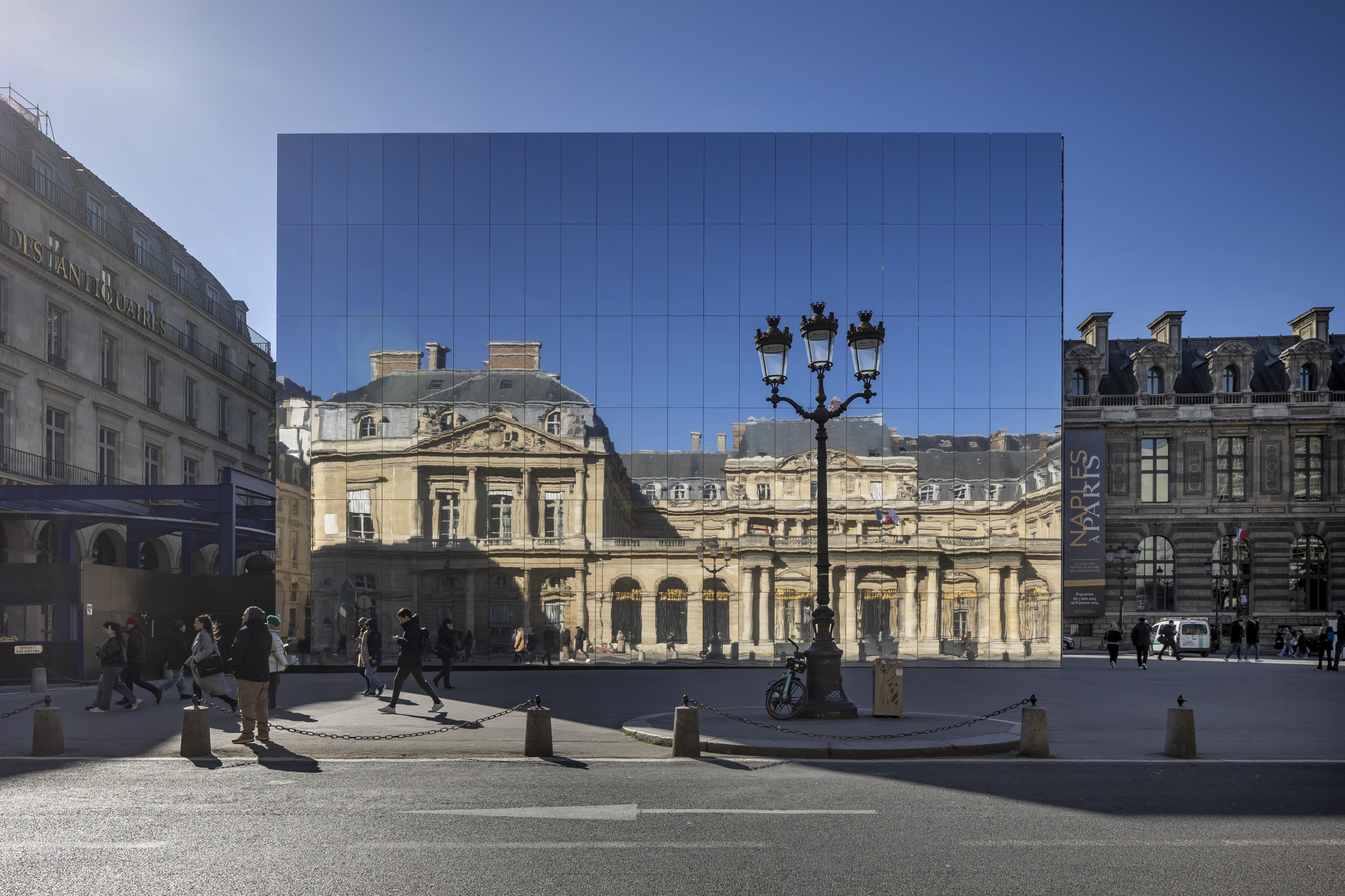 0001_Louvre_LSH_02_2023_0964_lef6to