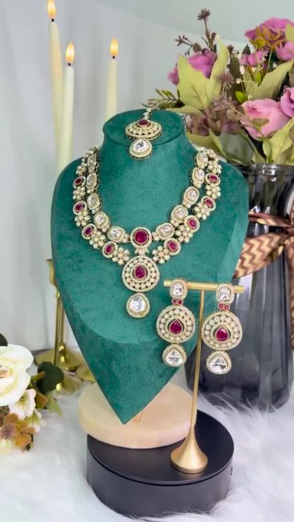 Video of Majestic Ruby Red Kundan Polki Necklace Set