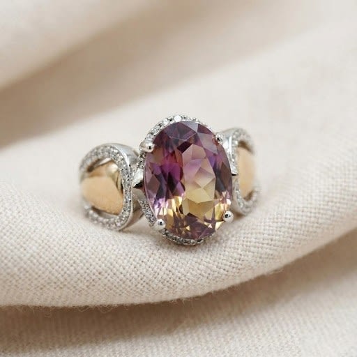 Mystic Queen Ring