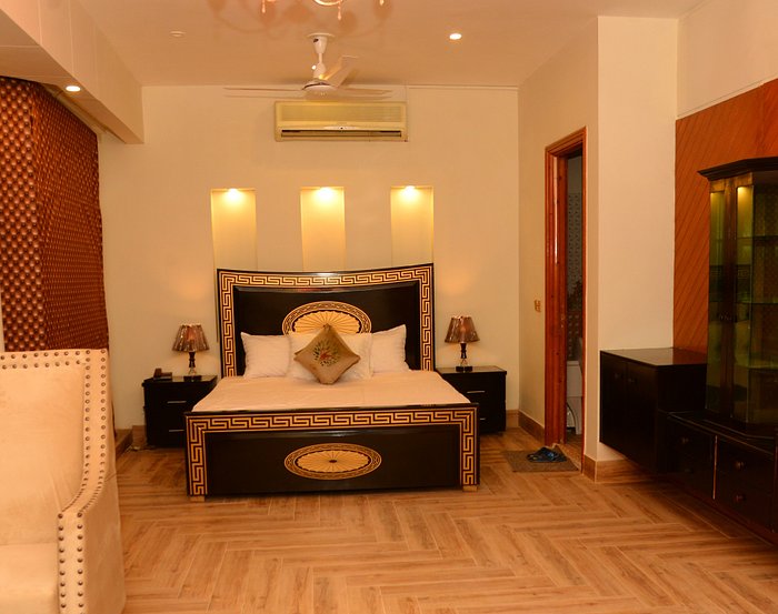Park View Hotel Gulberg logo