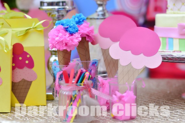 Darkroom Clicks logo