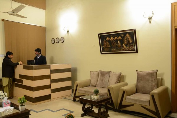 LUXURY RESIDENCIA guset house logo