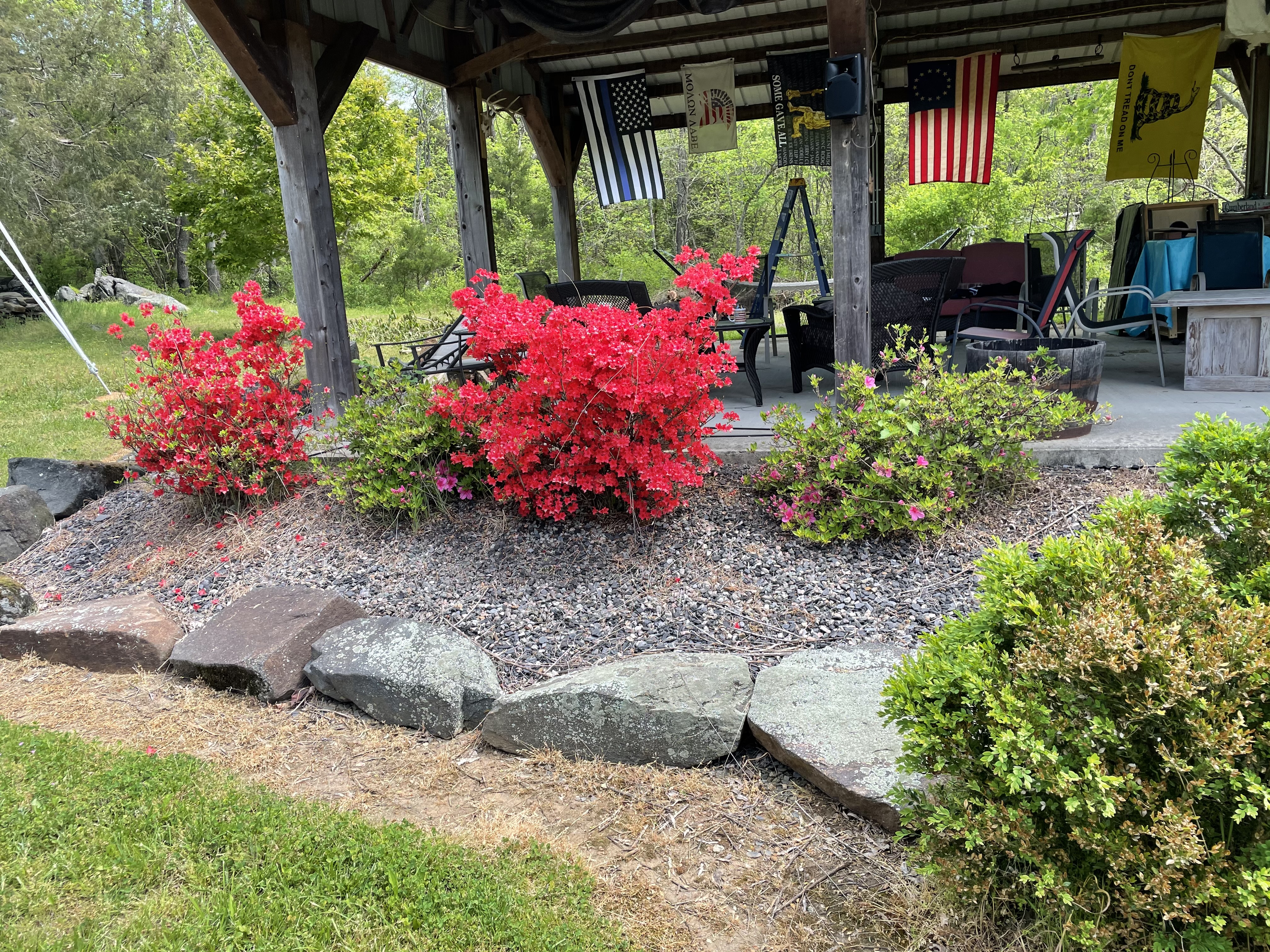 Hillcrest homesite grounds