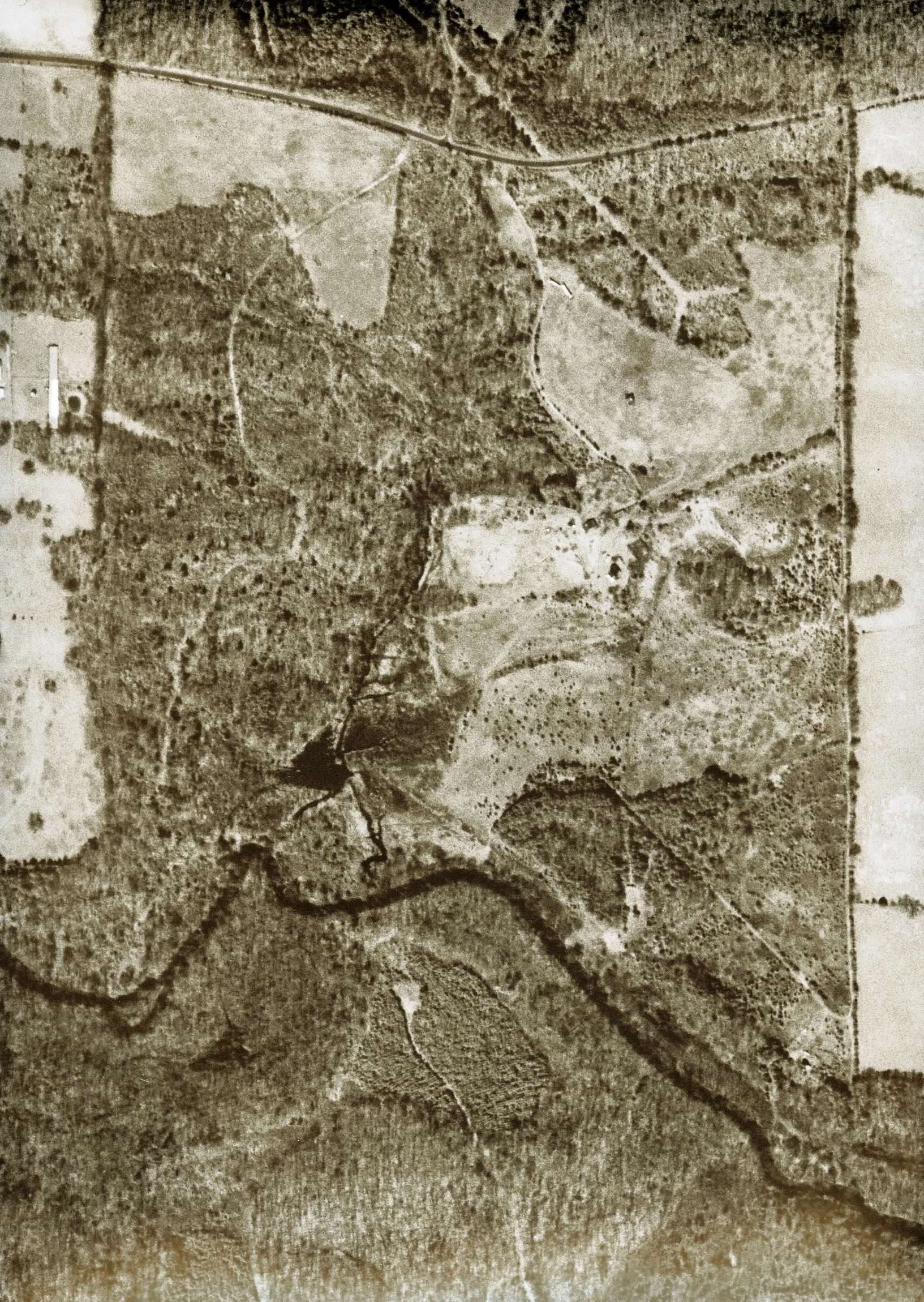Hillcrest aerial photo from 1989