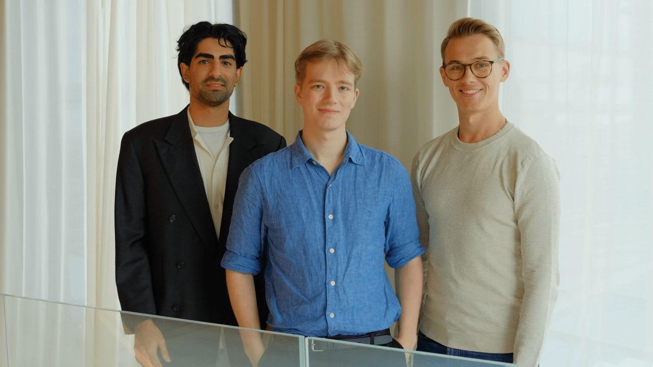 Strawberry Leaves Beta With Version 1.0 of Its Swedish AI Browser, Letting Teams Share Trained AI Companions