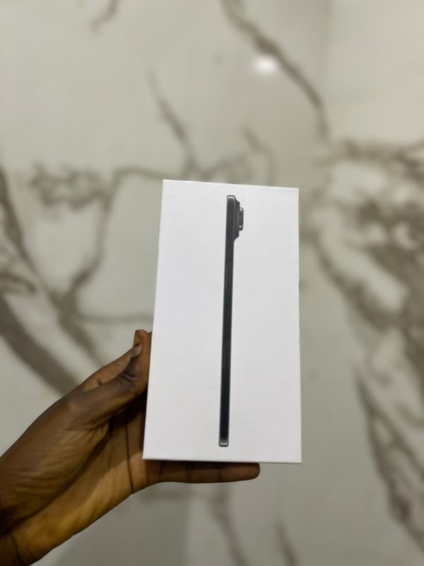 Brand new active iPhone Air