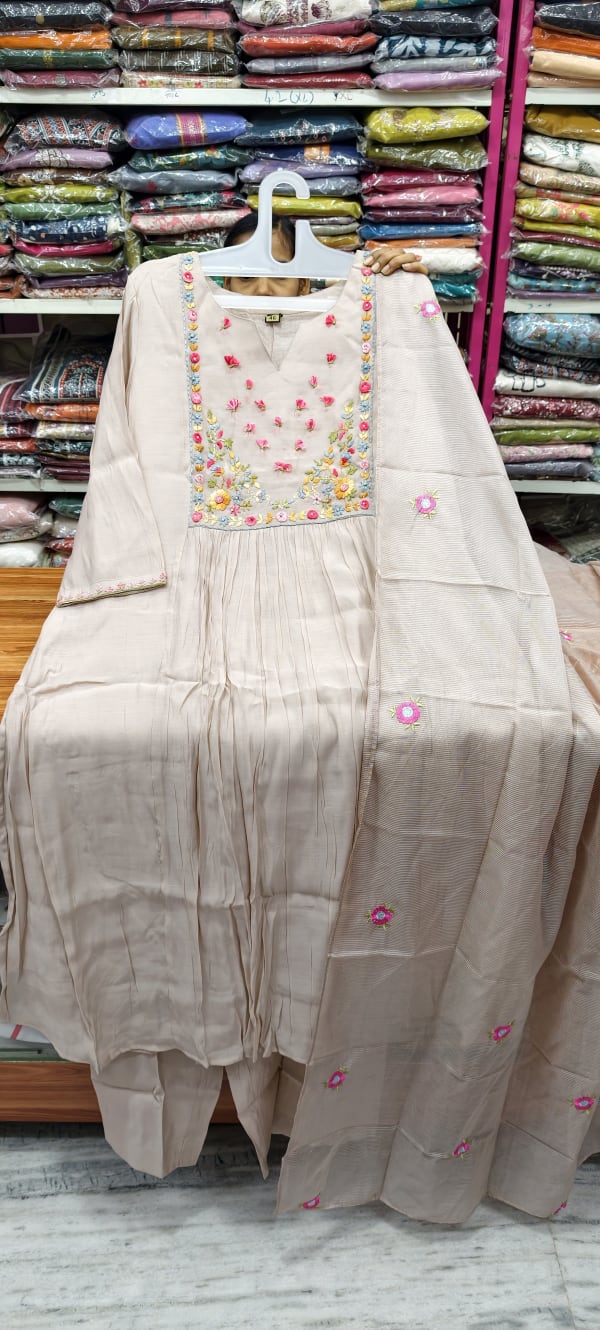 Mulchanderi very premium fabric 