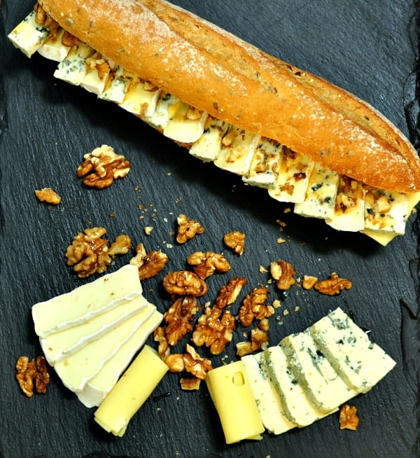 Le Baguette Triple Formaggi