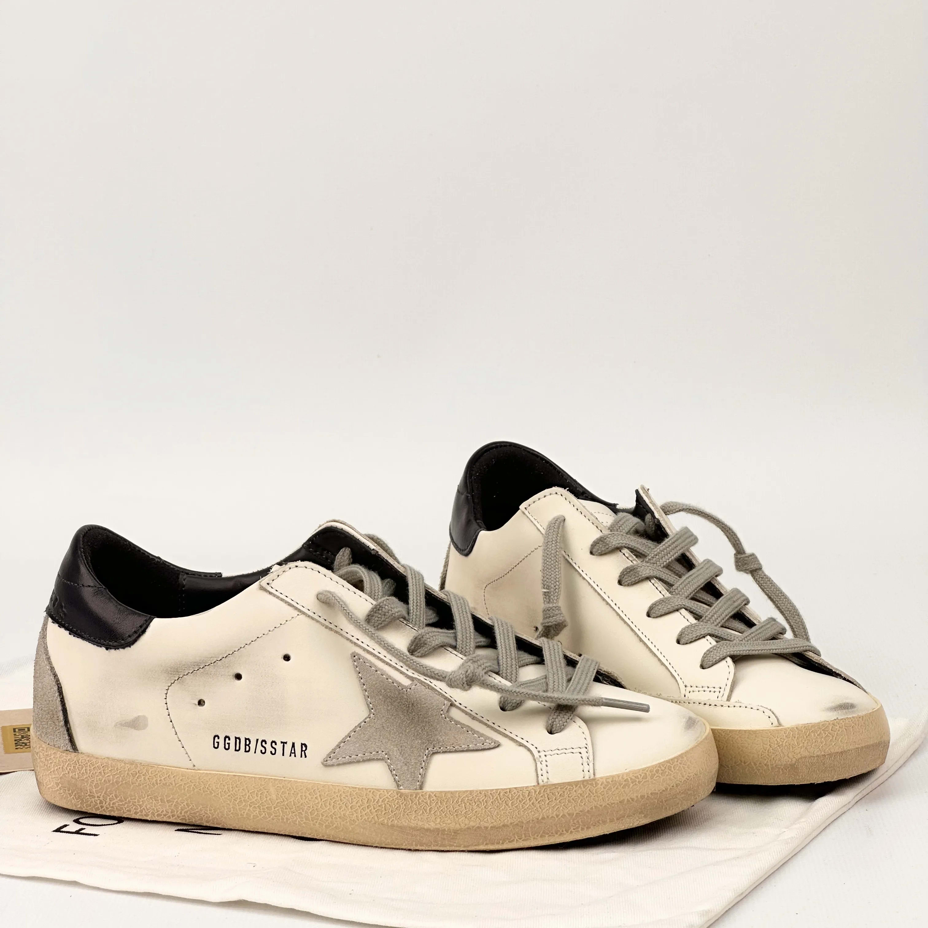 Golden Goose Super-Star Grey Laces and Star