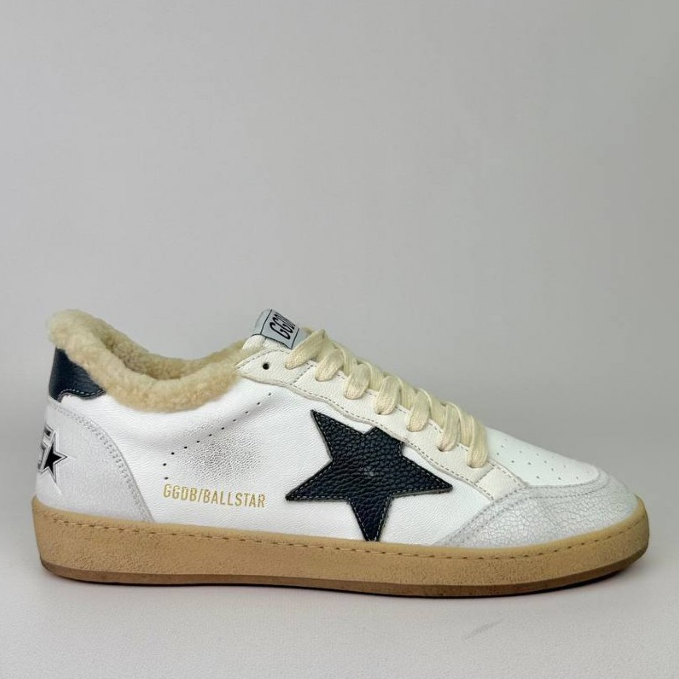 Зимние Golden Goose Ball Star / Белые черная звезда муж