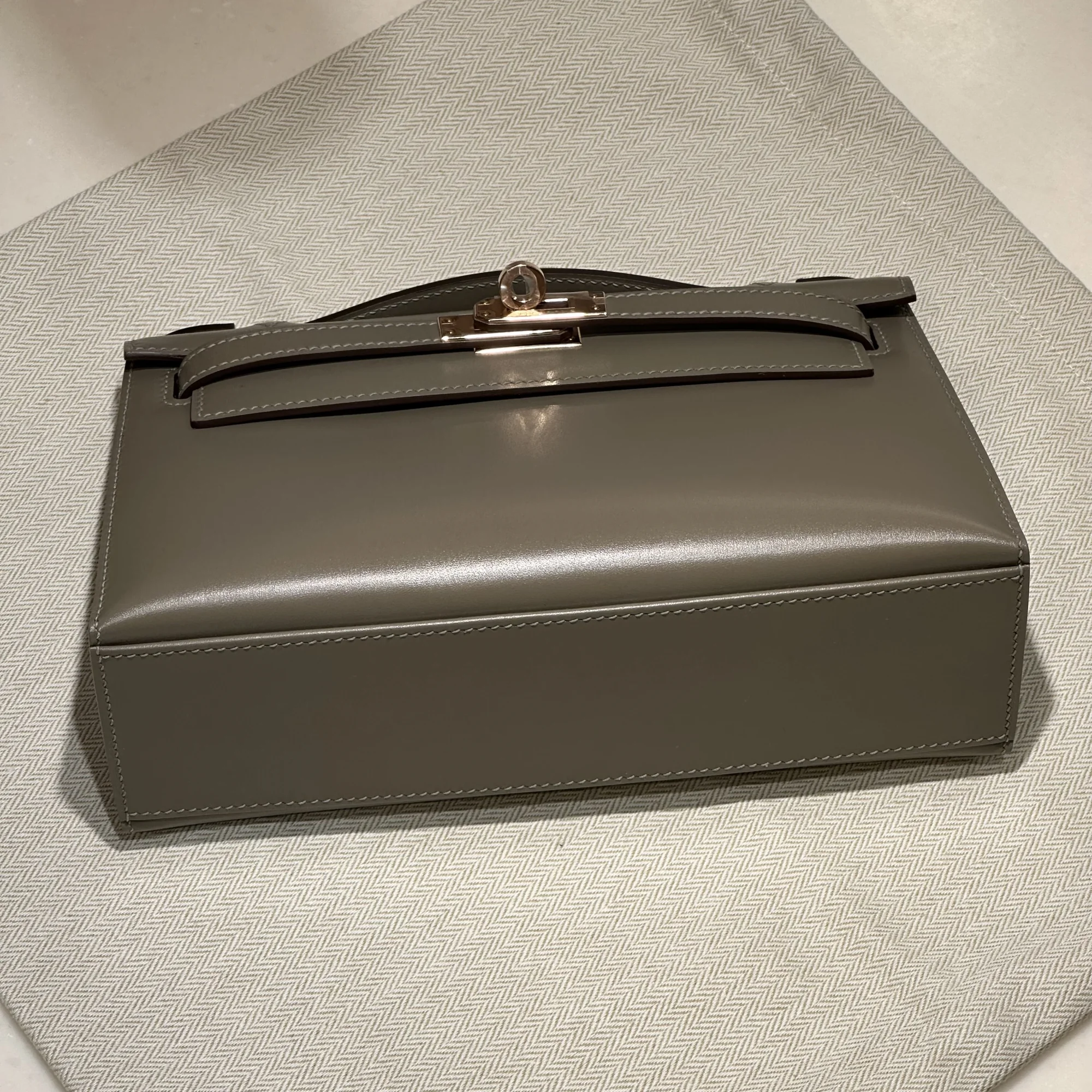 Hermes Kelly Pochette 22 Box Leather Gold миниатюра 8