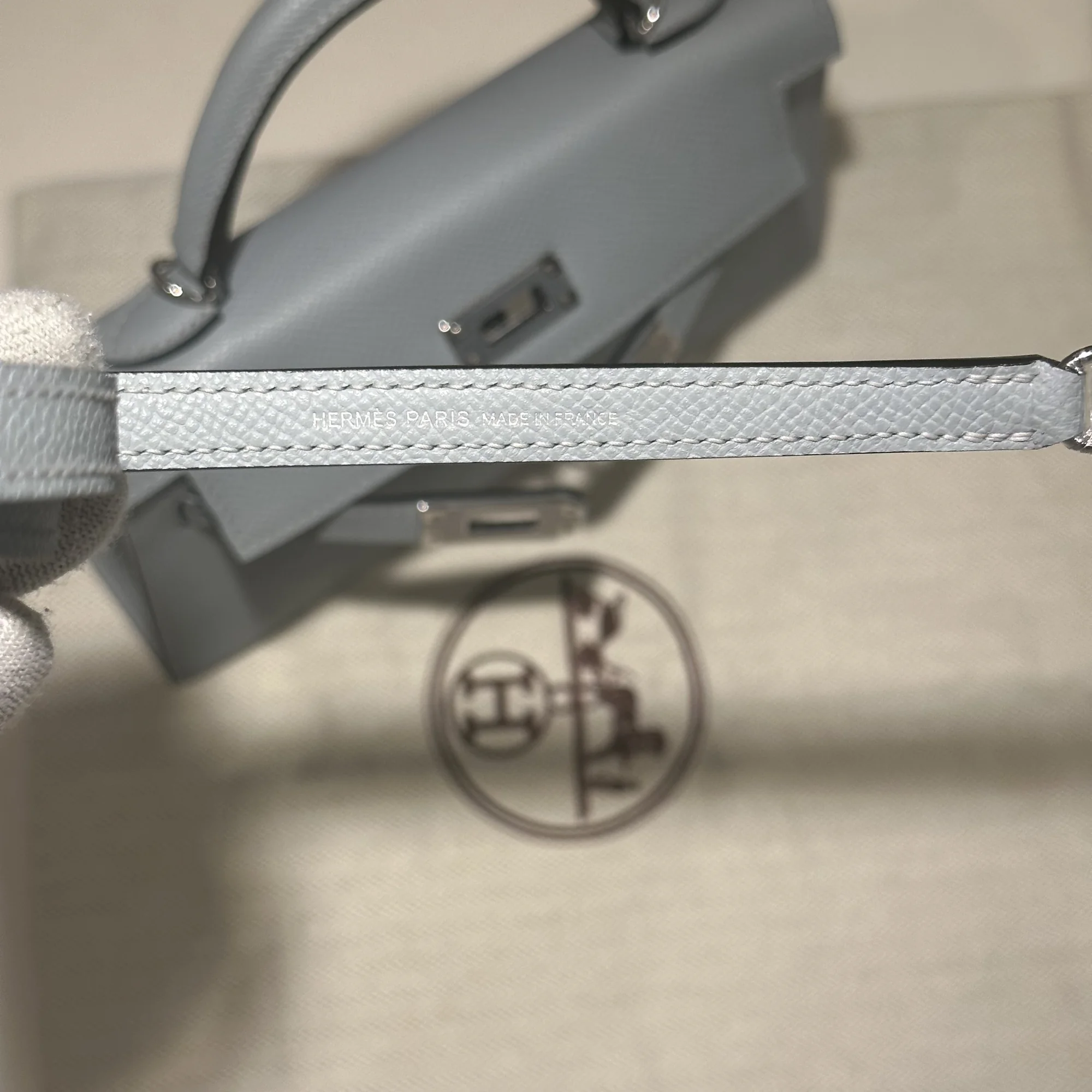 Hermes Mini Kelly 19 cm Epsom Leather Gris Misty Silver миниатюра 5