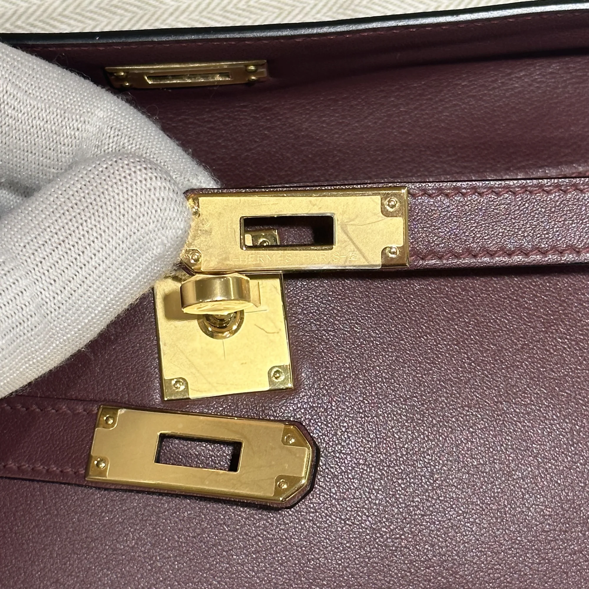 Hermes Kelly Cut Swift Leather Chocolate миниатюра 3