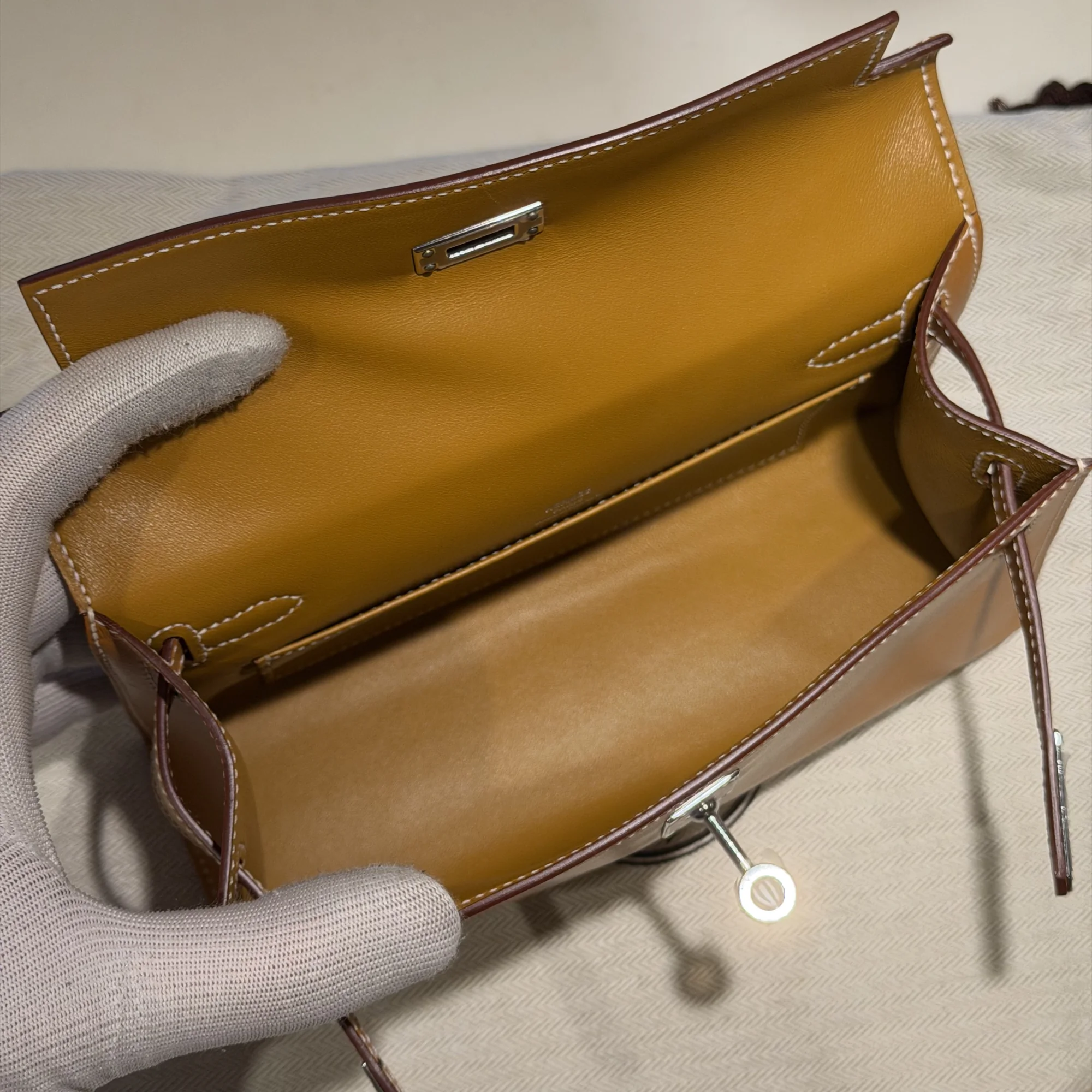 Hermes Kelly Pochette 22 Sesame Butler Leather PHW миниатюра 3