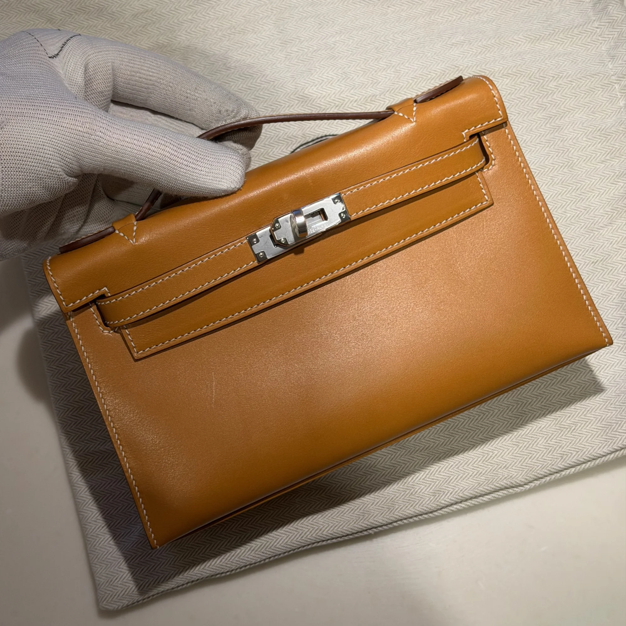 Hermes Kelly Pochette 22 Sesame Butler Leather PHW миниатюра 8