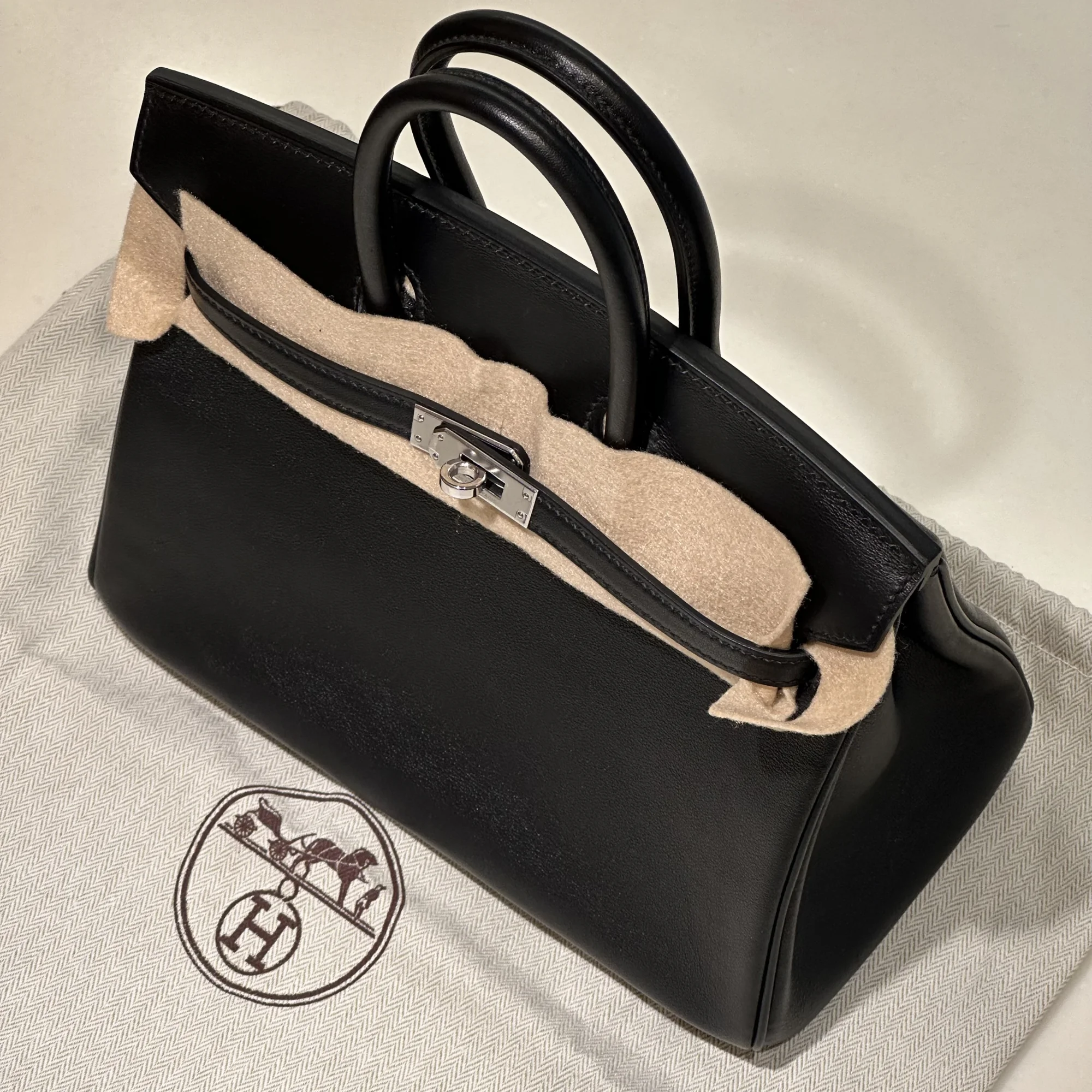Hermes Birkin 25 Swift Leather Black PHW