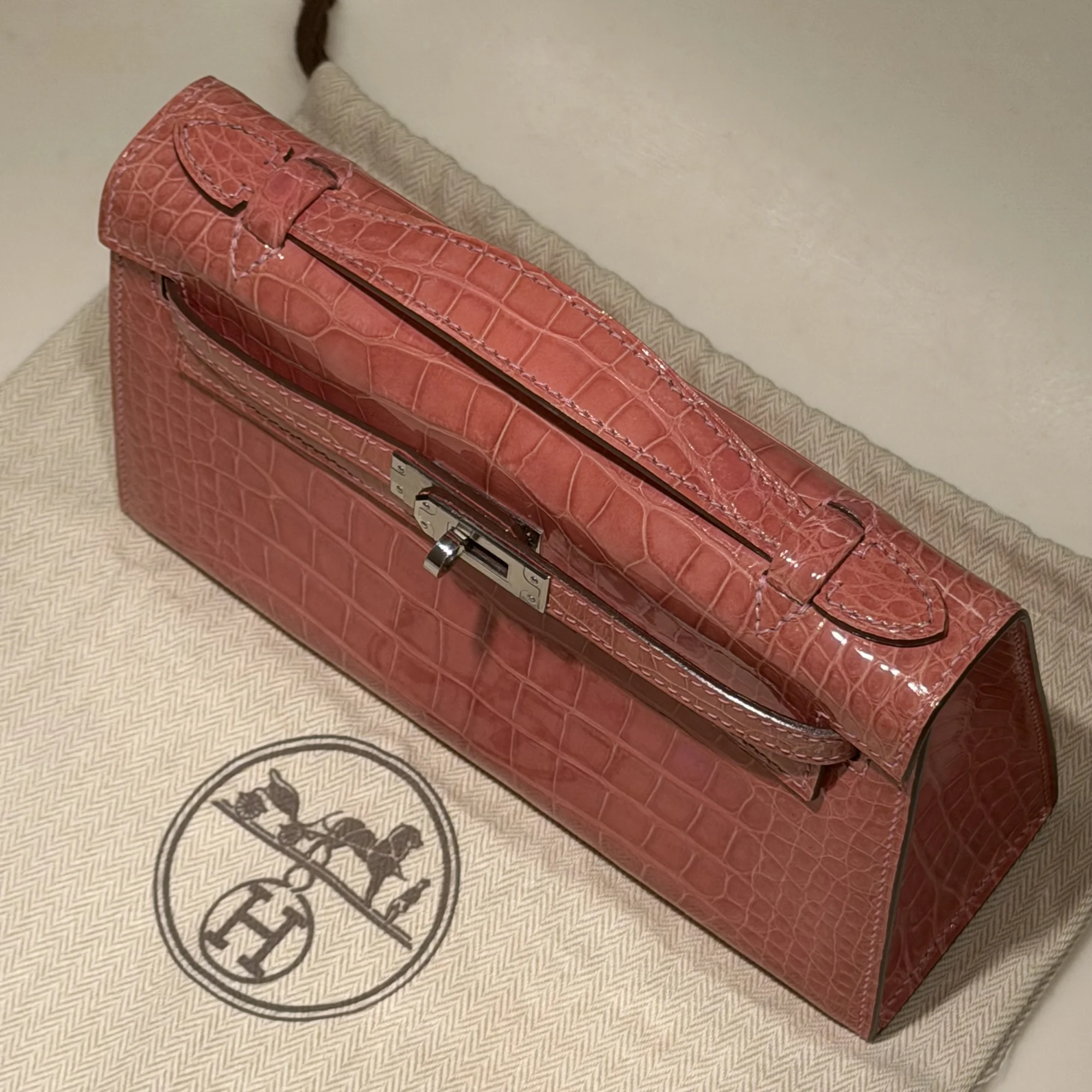 Hermes Kelly Pochette 22 Coral Alligator Crocodile Leather PHW