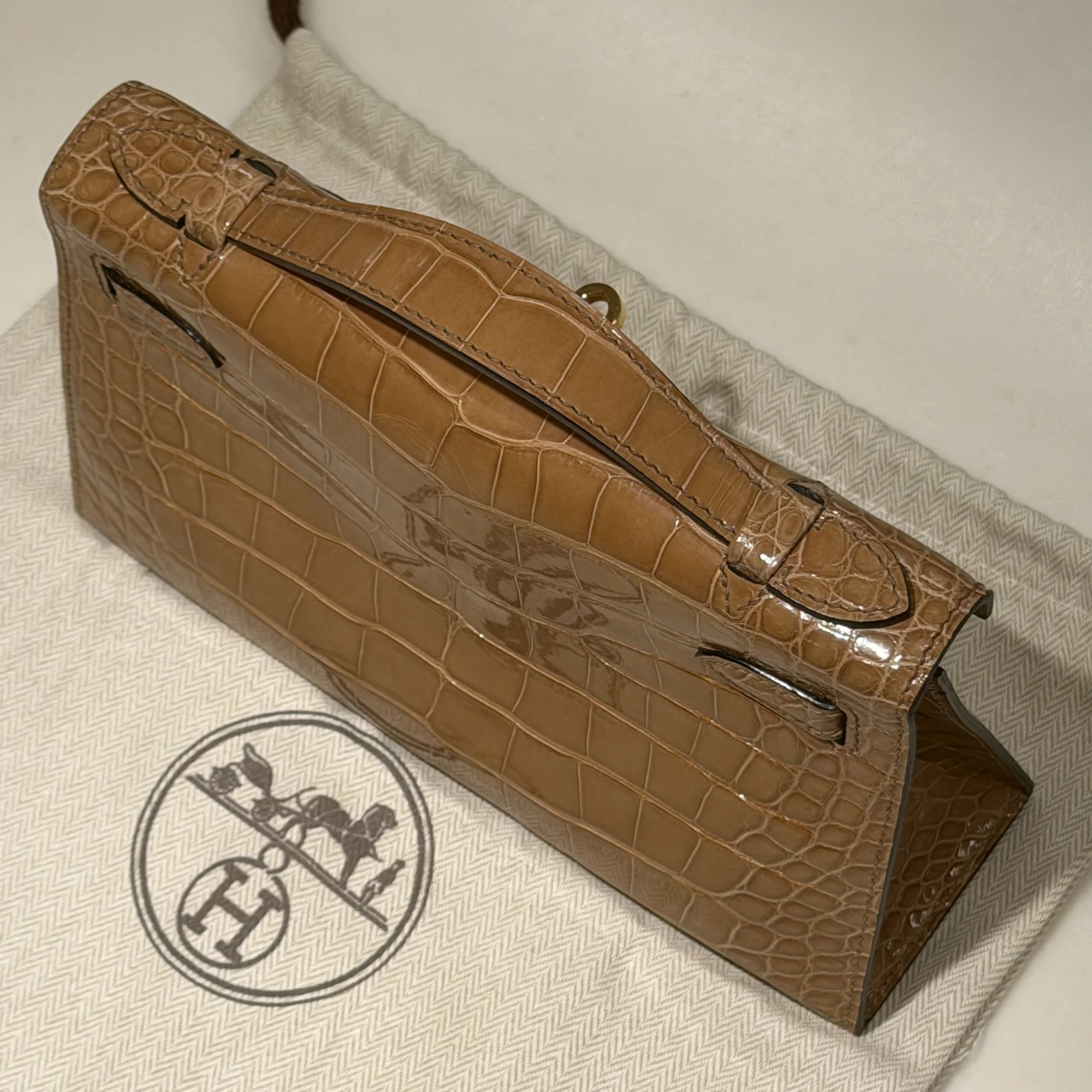 Hermes Kelly Pochette 22 Mustard Alligator Crocodile Leather GHW миниатюра 2