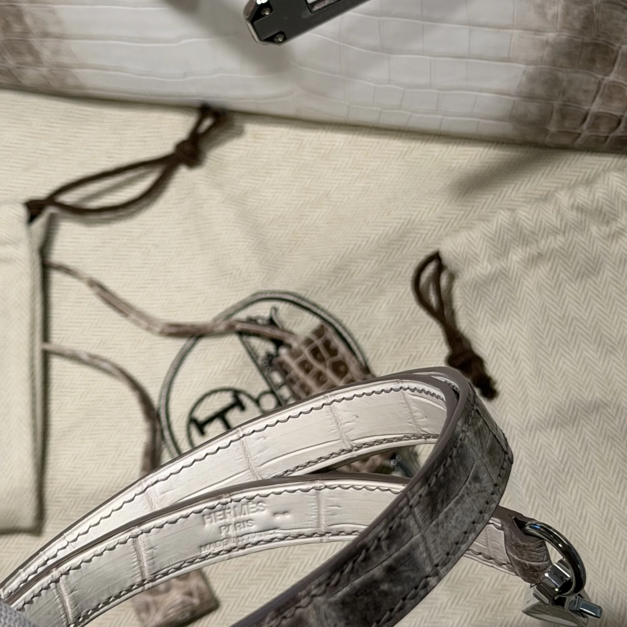 Hermes Kelly 28 Himalaya Crocodile Leather PHW миниатюра 3