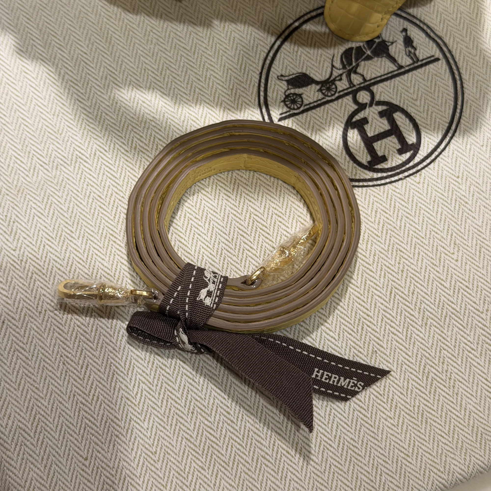 Hermes Kelly Doll Lemon Yellow Matte Alligator Crocodile 16cm GHW миниатюра 5