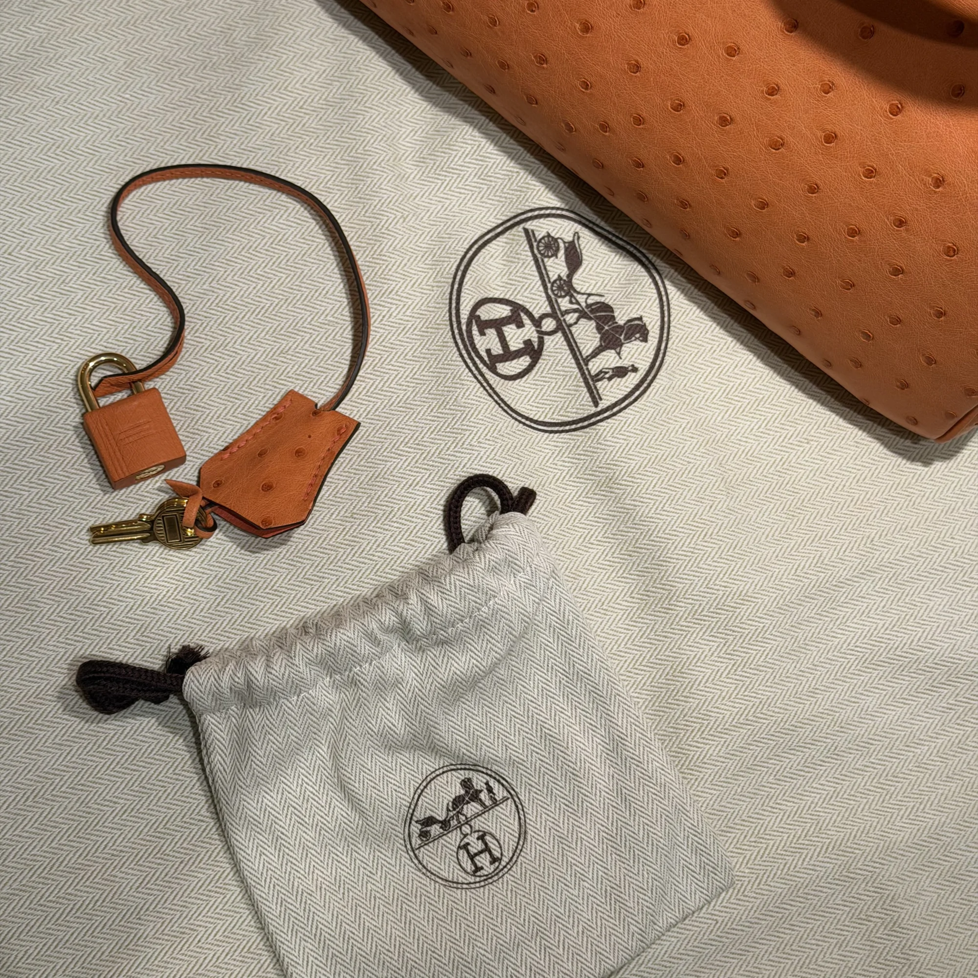 Hermes Birkin 30 Ostrich Leather GHW миниатюра 7