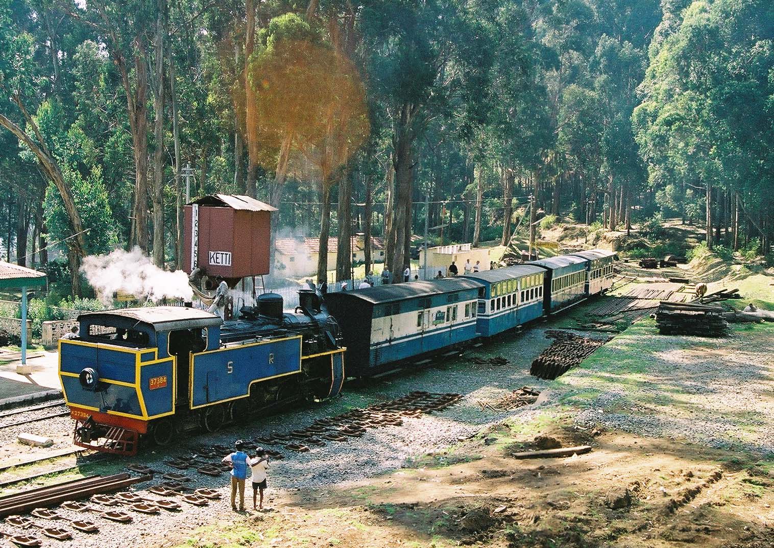 Bangalore to Ooty Tour Package – 3 Days 2 Nights
